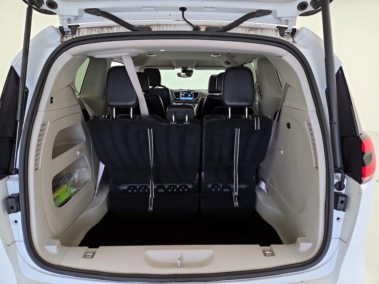 2023 Chrysler Pacifica Touring L - Photo 22