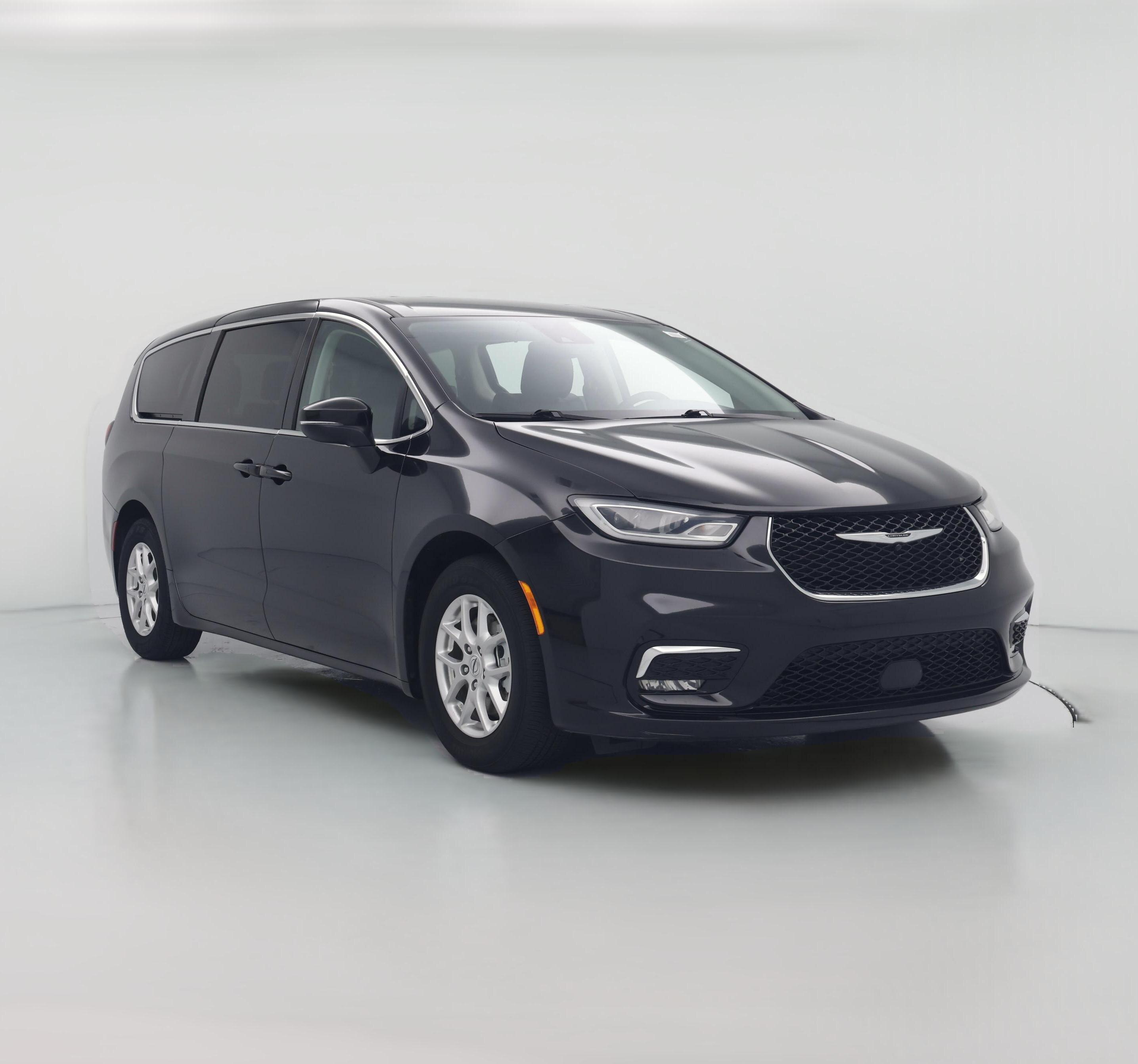 Thumbnail: 2023 Chrysler Pacifica - 1