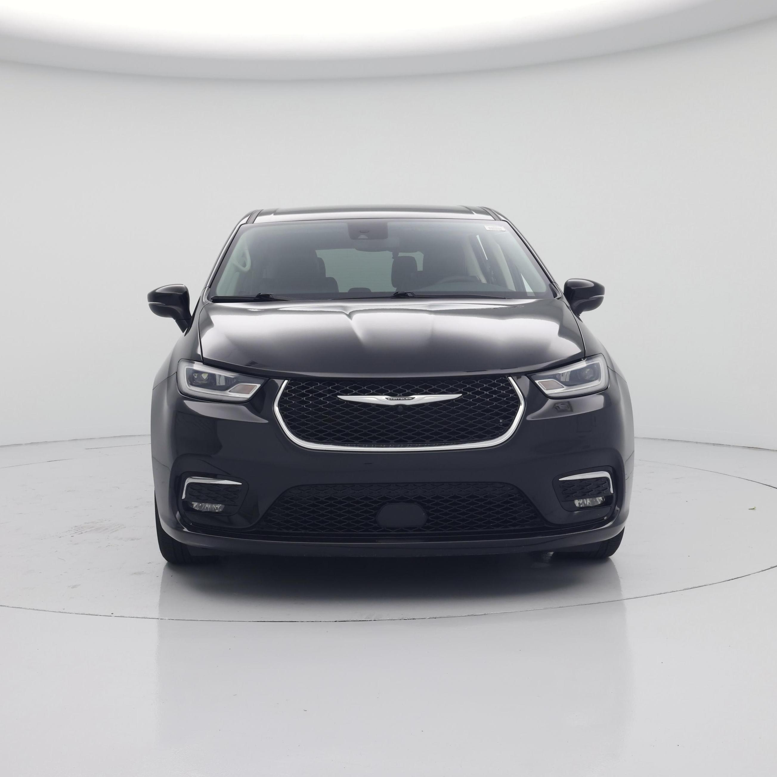 Thumbnail: 2023 Chrysler Pacifica - 5