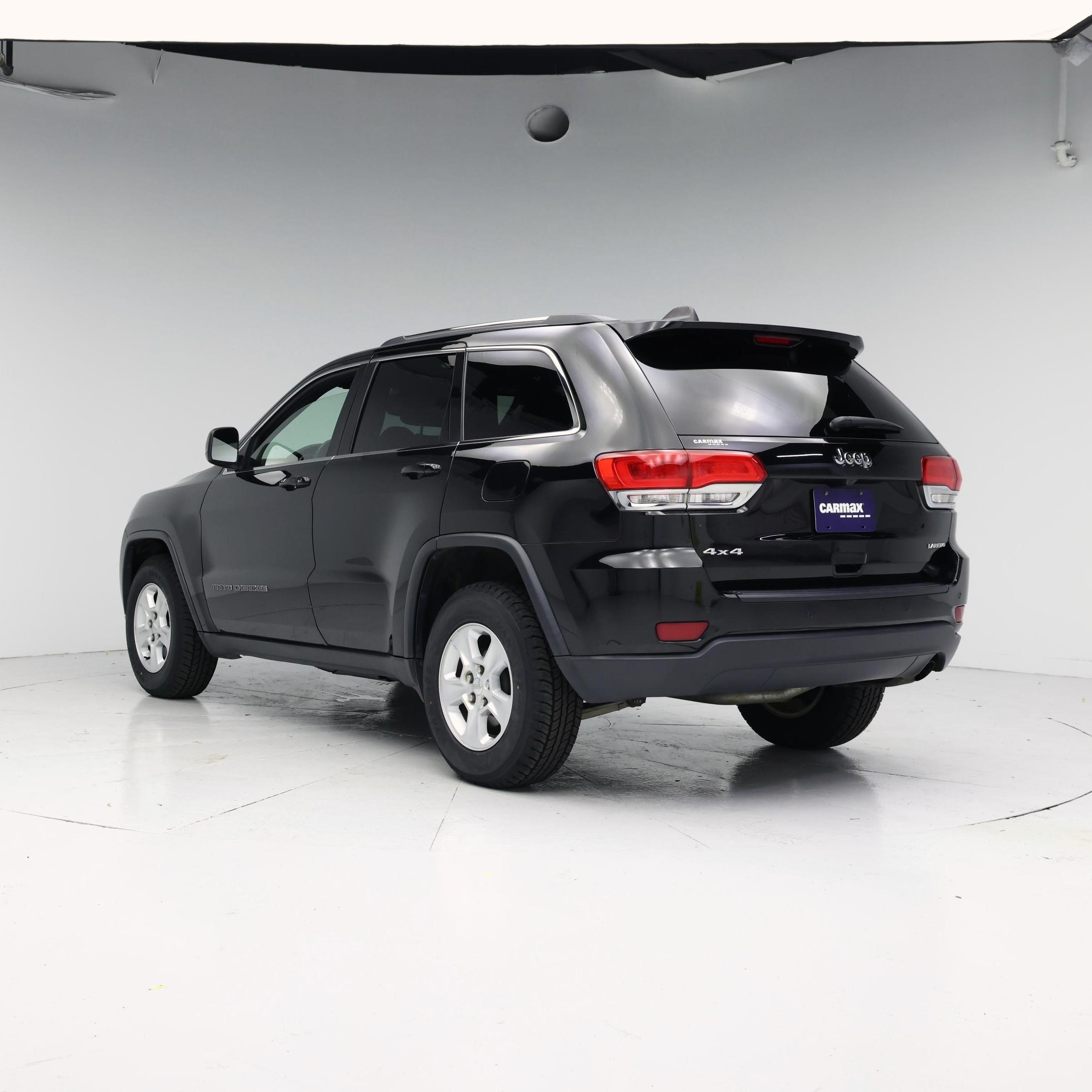 Thumbnail: 2017 Jeep Grand Cherokee - 2