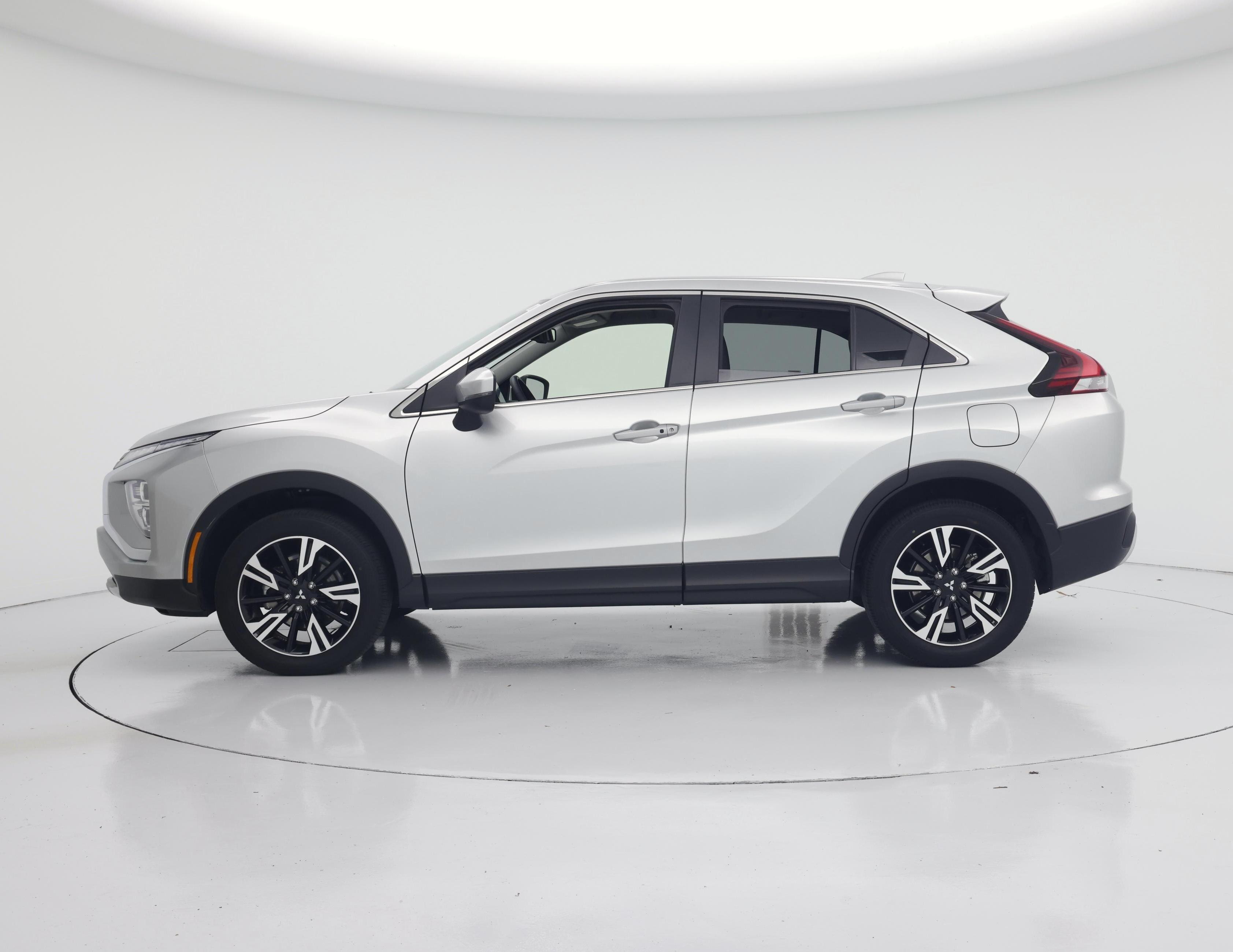 Thumbnail: 2025 Mitsubishi Eclipse Cross - 3