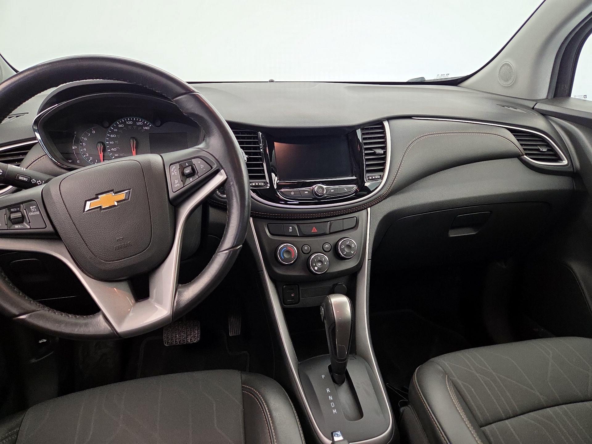 Thumbnail: 2022 Chevrolet Trax - 9