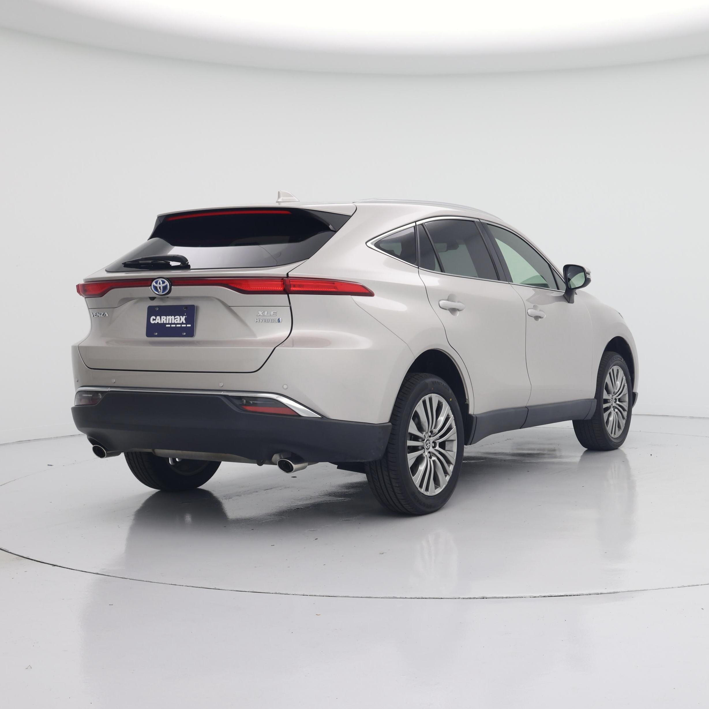 Thumbnail: 2022 Toyota Venza - 8