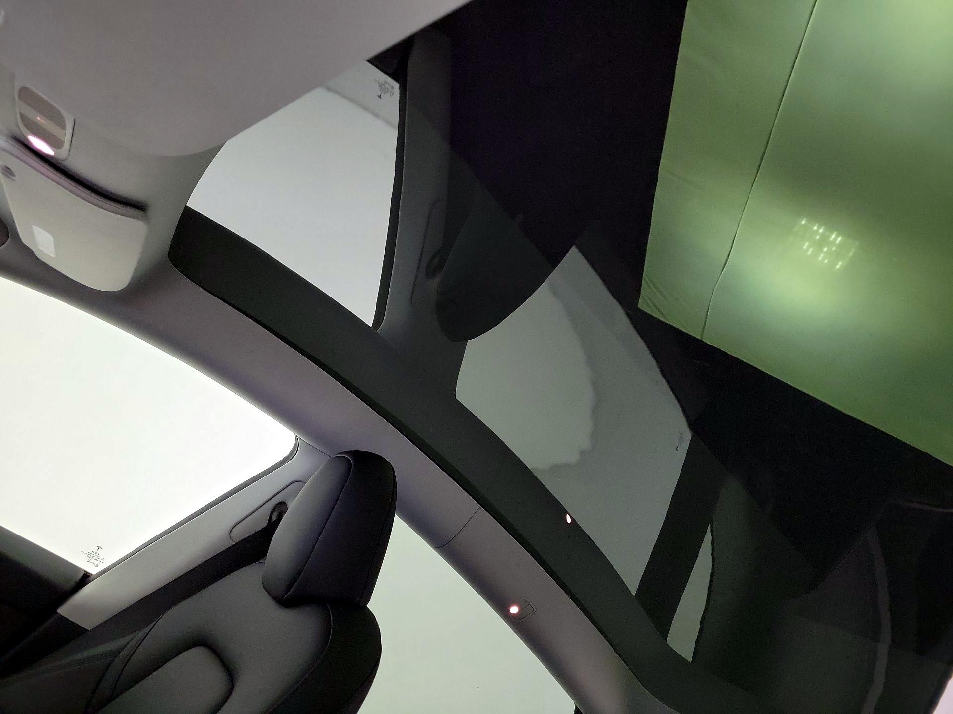Thumbnail: 2023 Tesla Model Y - 18