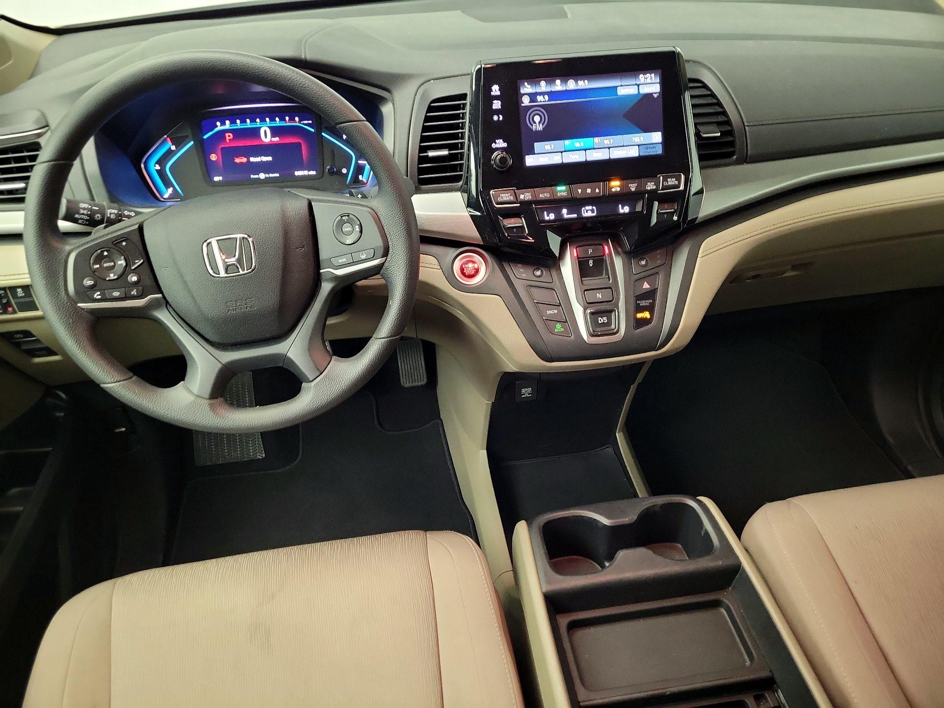 Thumbnail: 2019 Honda Odyssey - 9