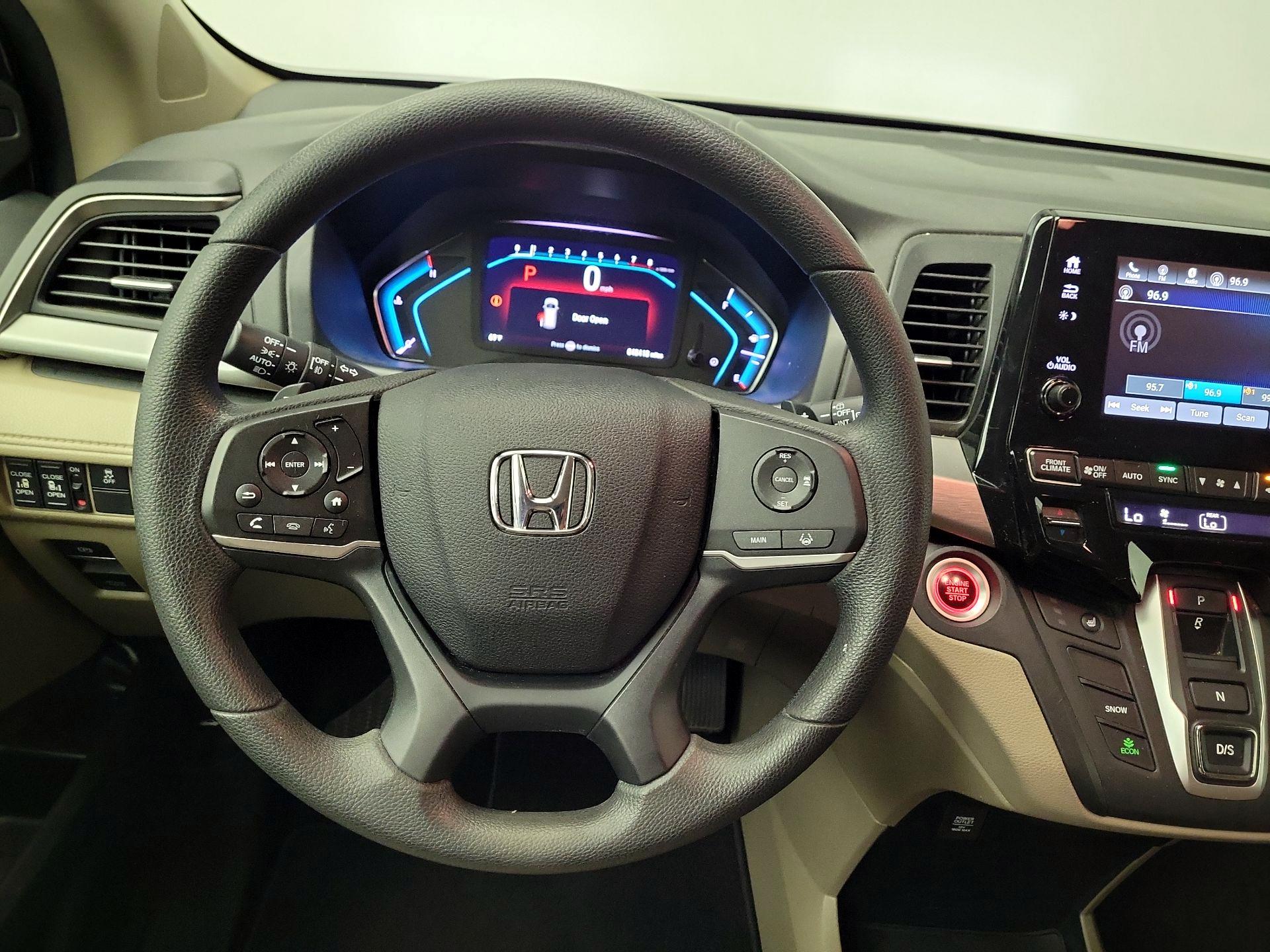 Thumbnail: 2019 Honda Odyssey - 10