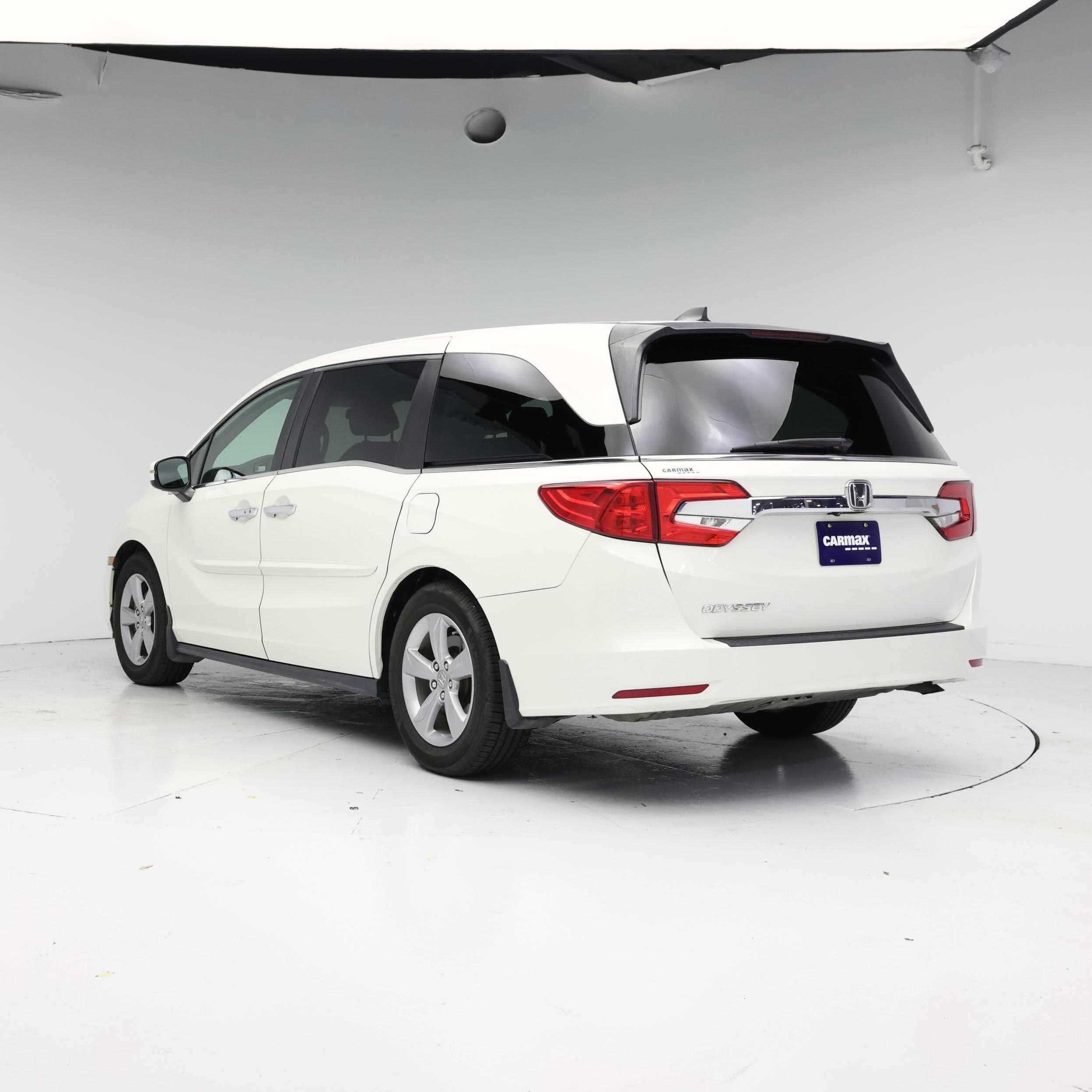Thumbnail: 2019 Honda Odyssey - 2