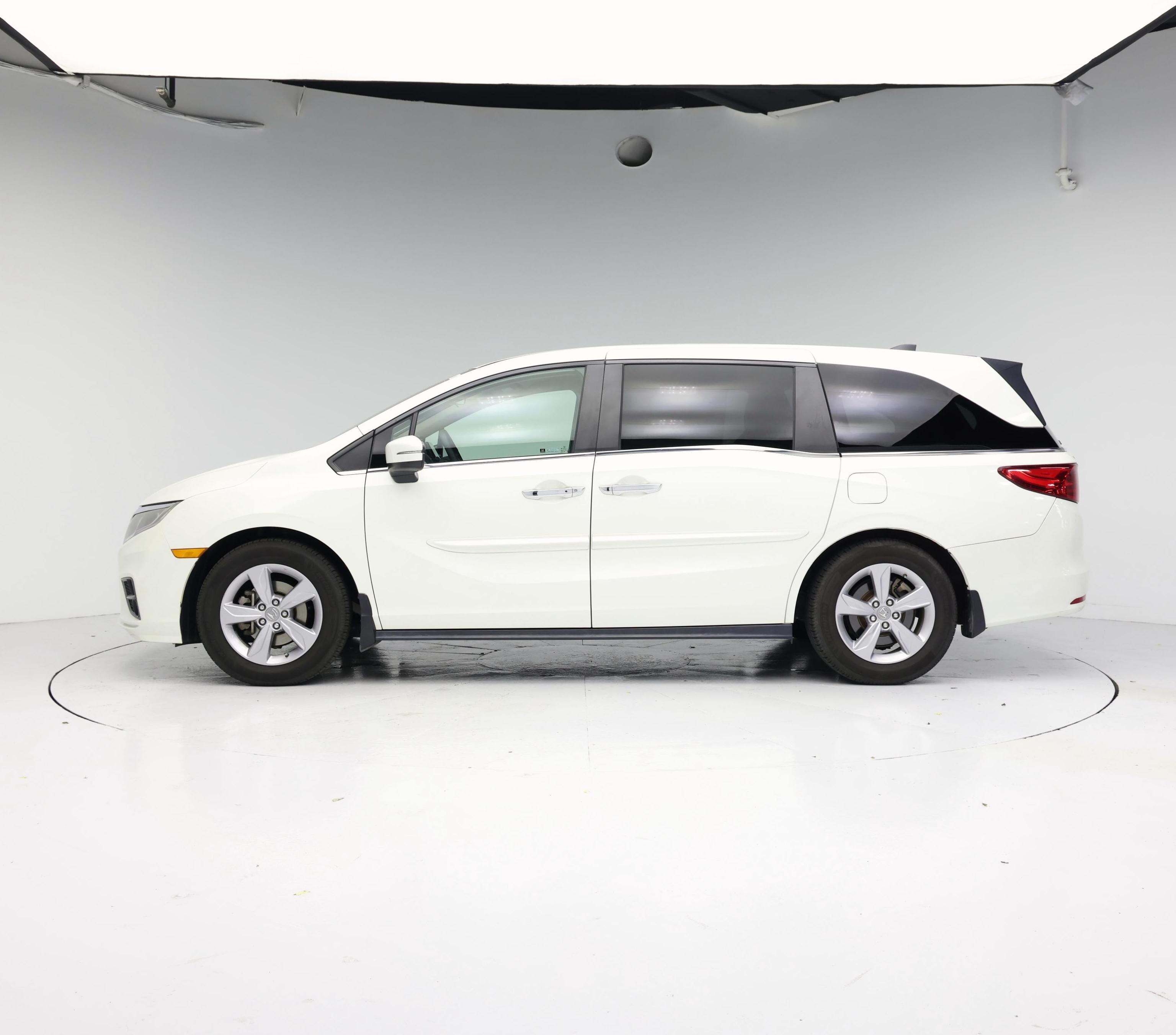 Thumbnail: 2019 Honda Odyssey - 3