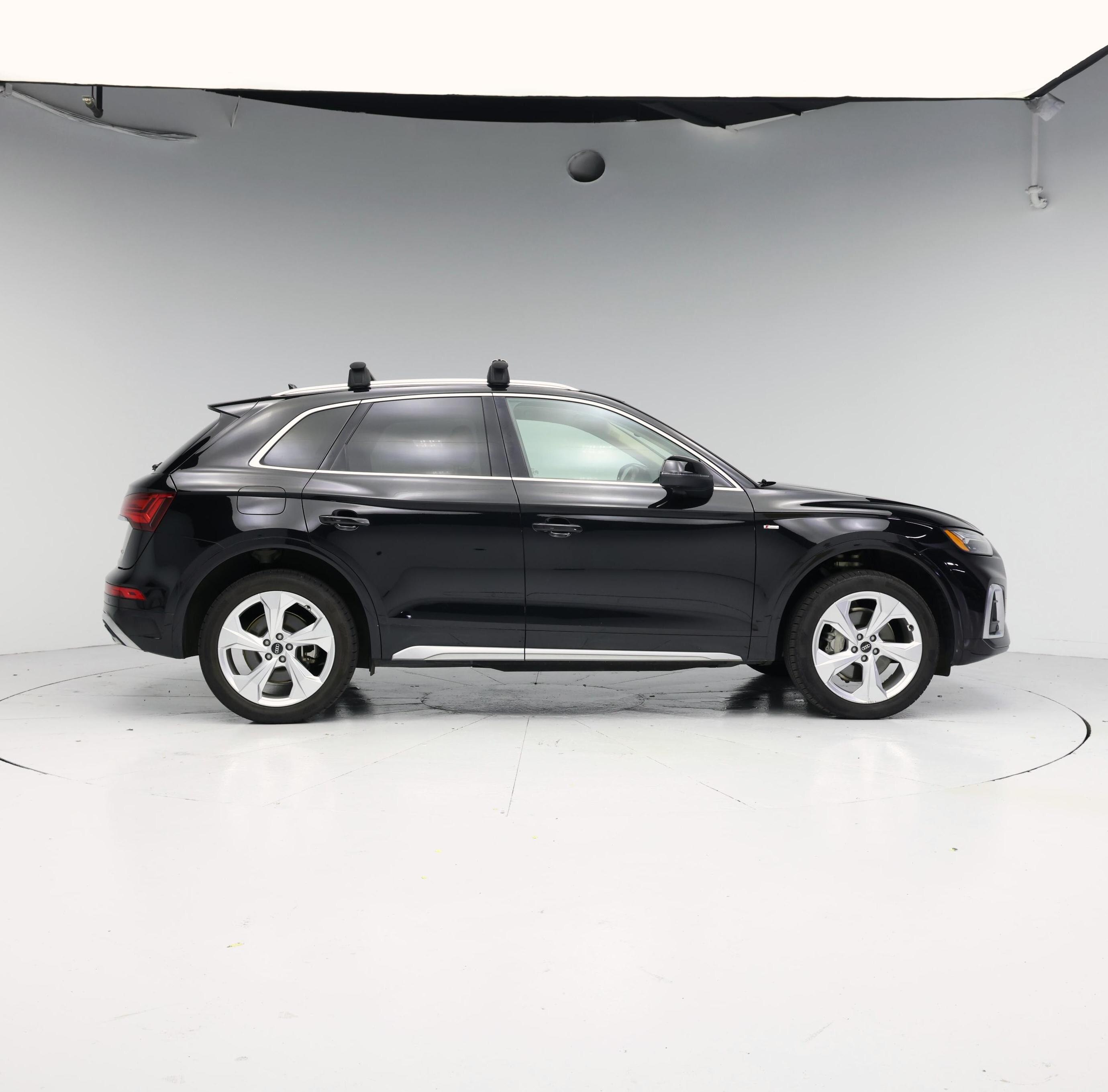 Thumbnail: 2022 Audi Q5 - 7