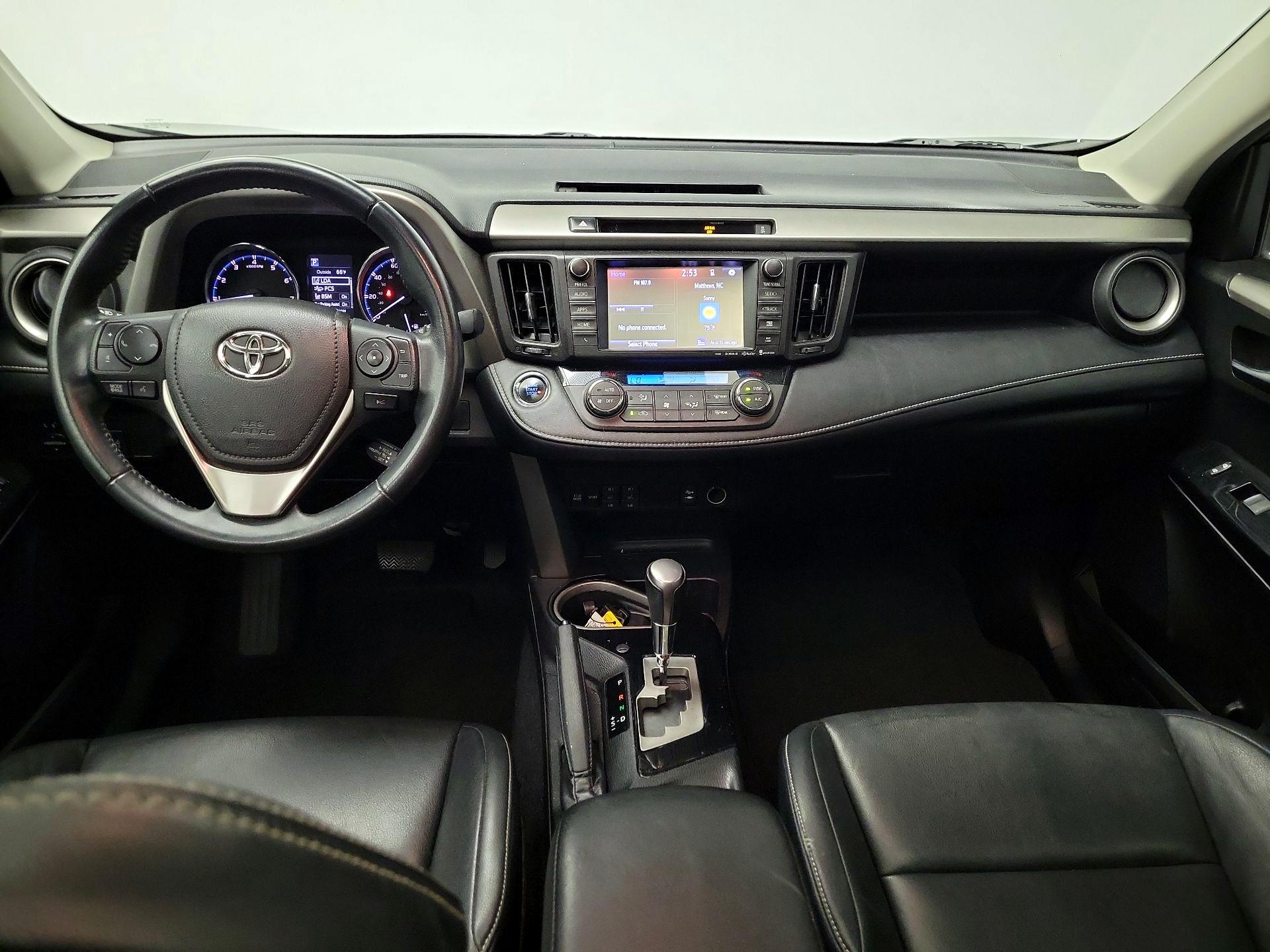 Thumbnail: 2016 Toyota RAV4 - 9