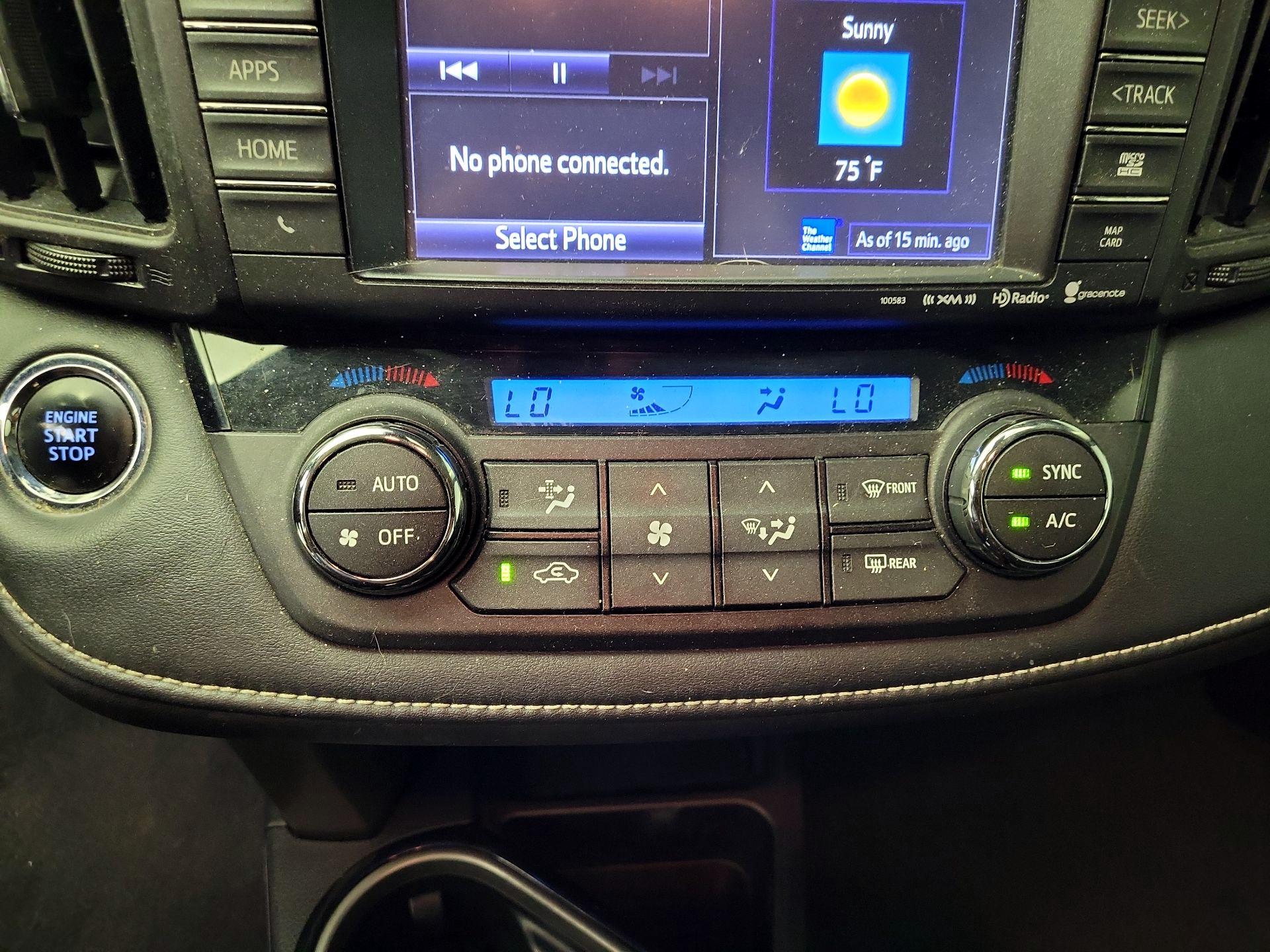 Thumbnail: 2016 Toyota RAV4 - 16