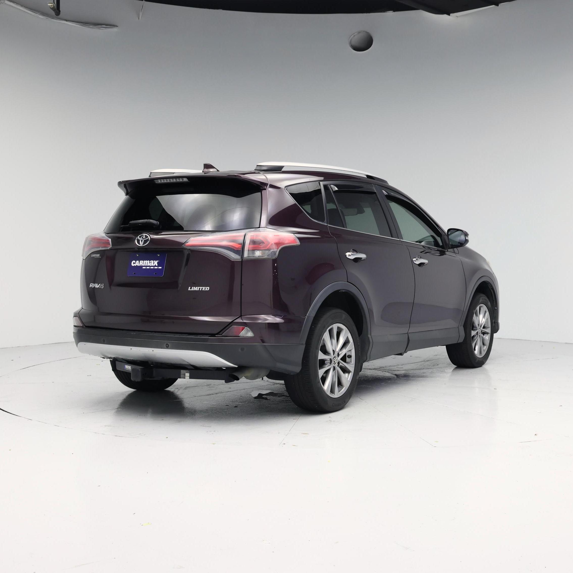 Thumbnail: 2016 Toyota RAV4 - 8