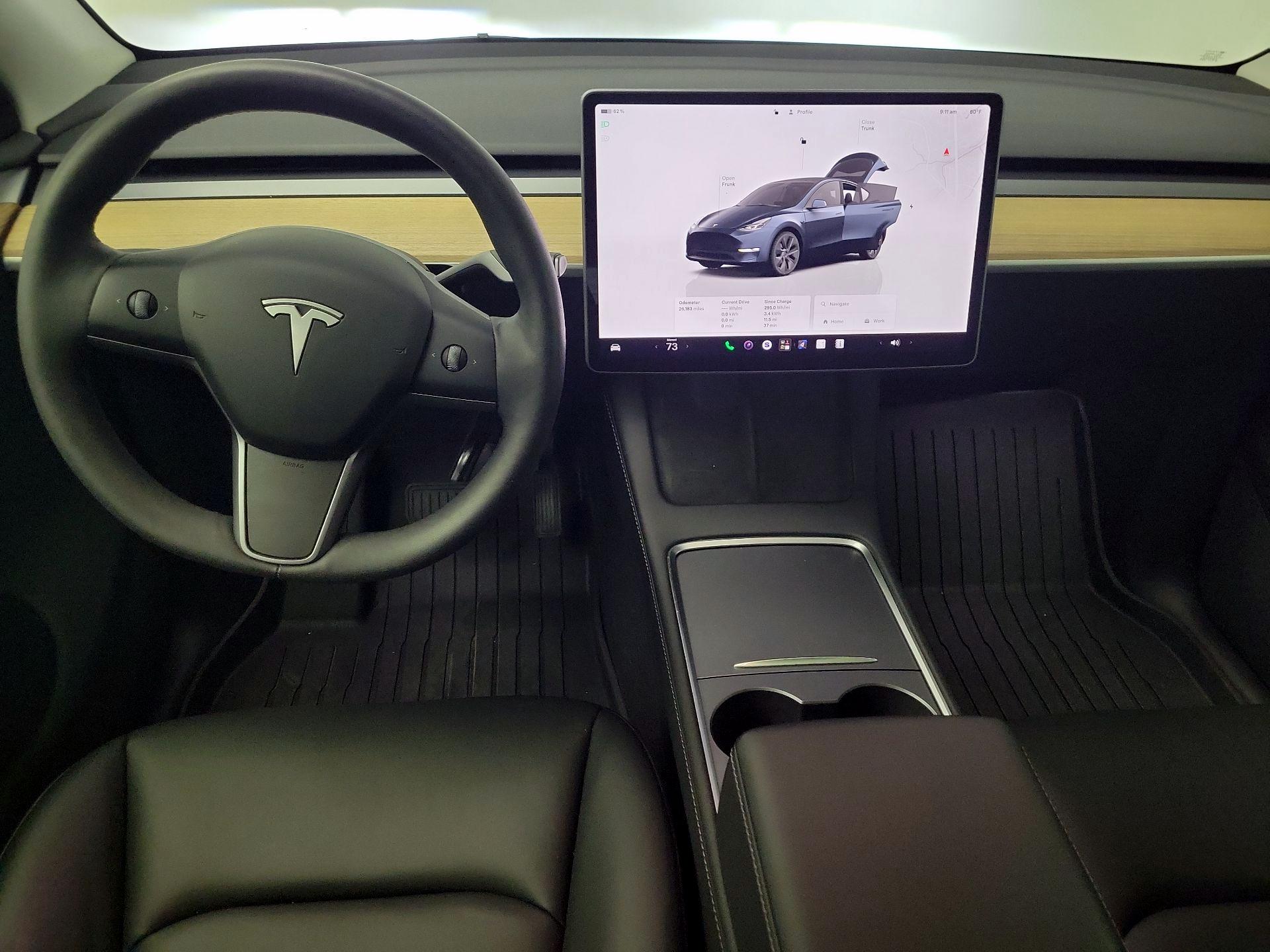 Thumbnail: 2025 Tesla Model Y - 9
