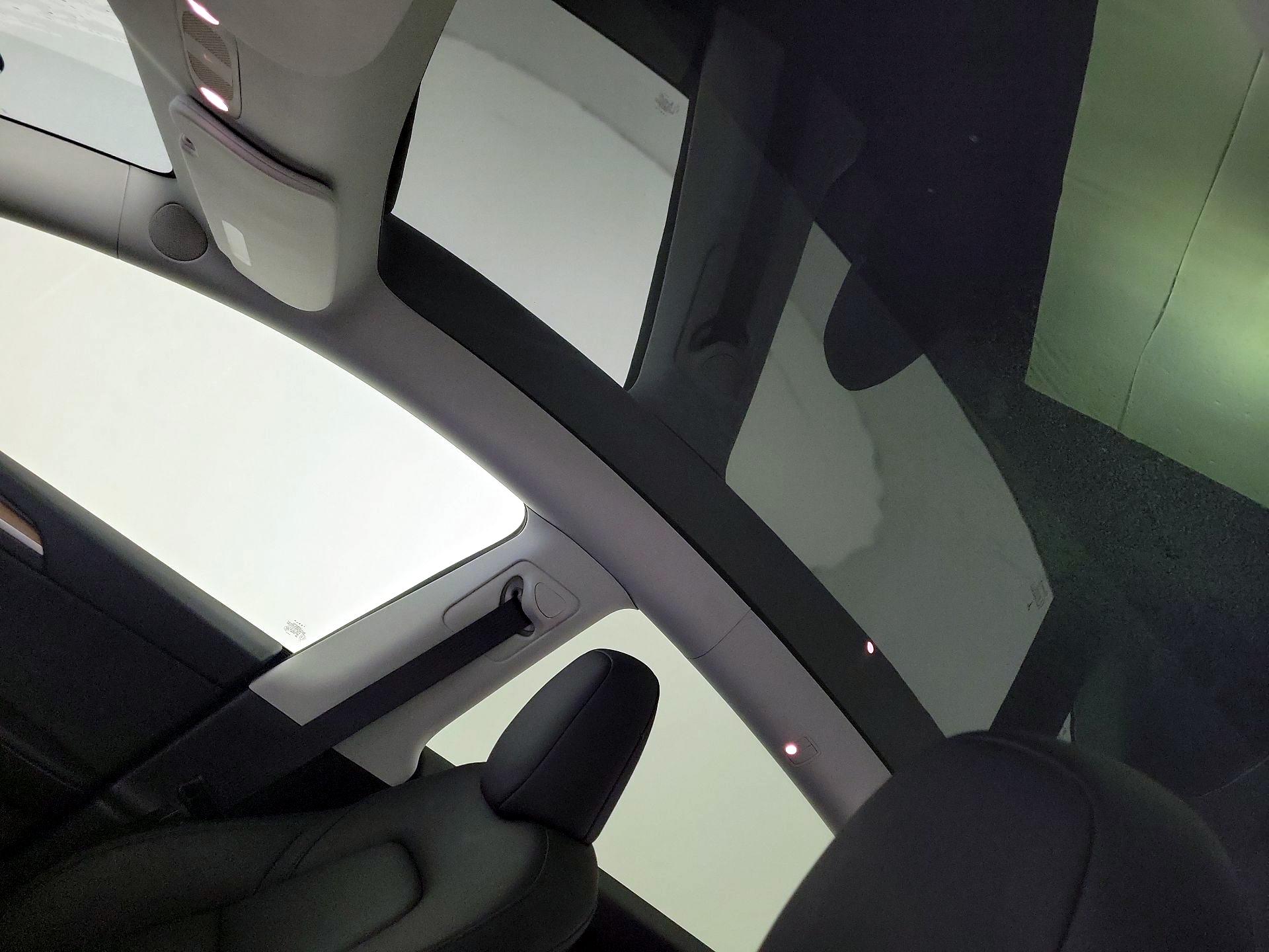 Thumbnail: 2025 Tesla Model Y - 18
