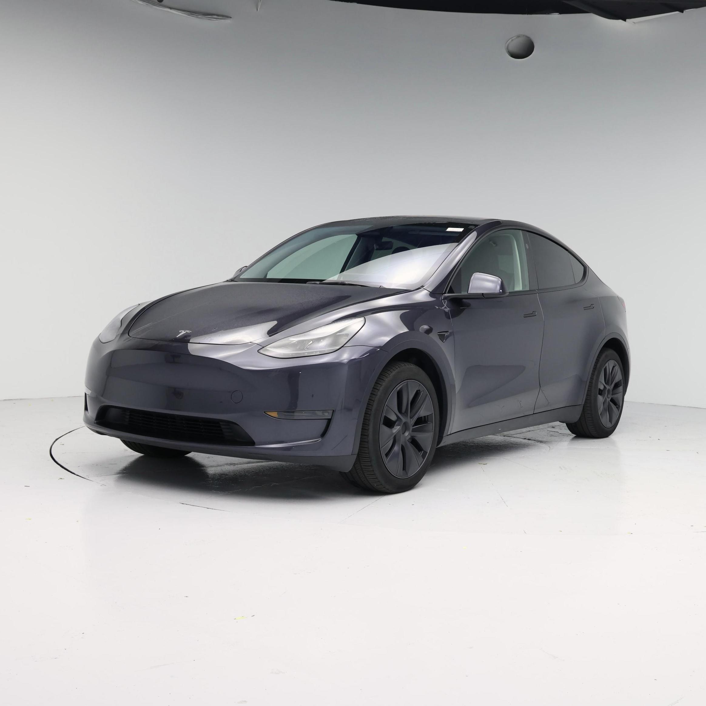 Thumbnail: 2025 Tesla Model Y - 4