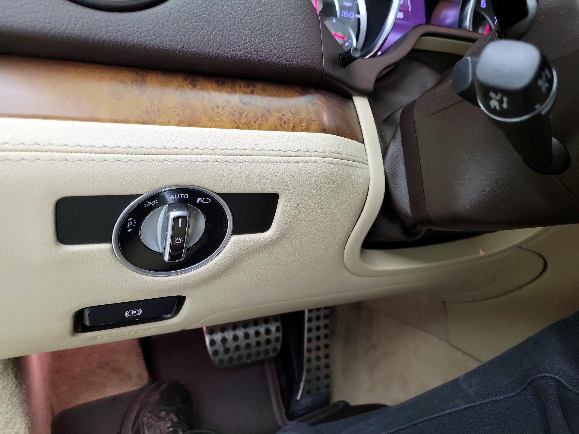 Thumbnail: 2016 Mercedes-Benz SL-Class - 13