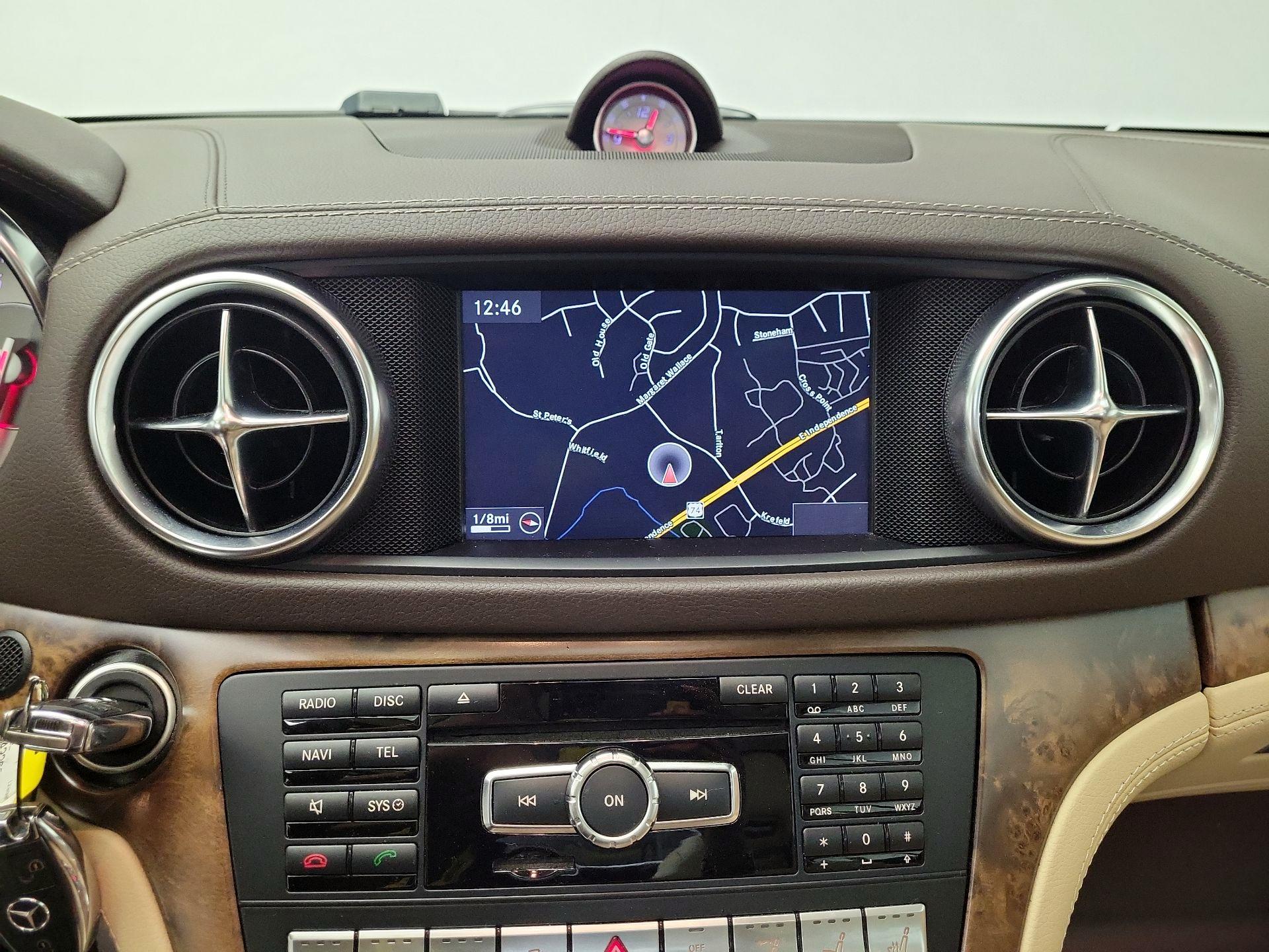 Thumbnail: 2016 Mercedes-Benz SL-Class - 14