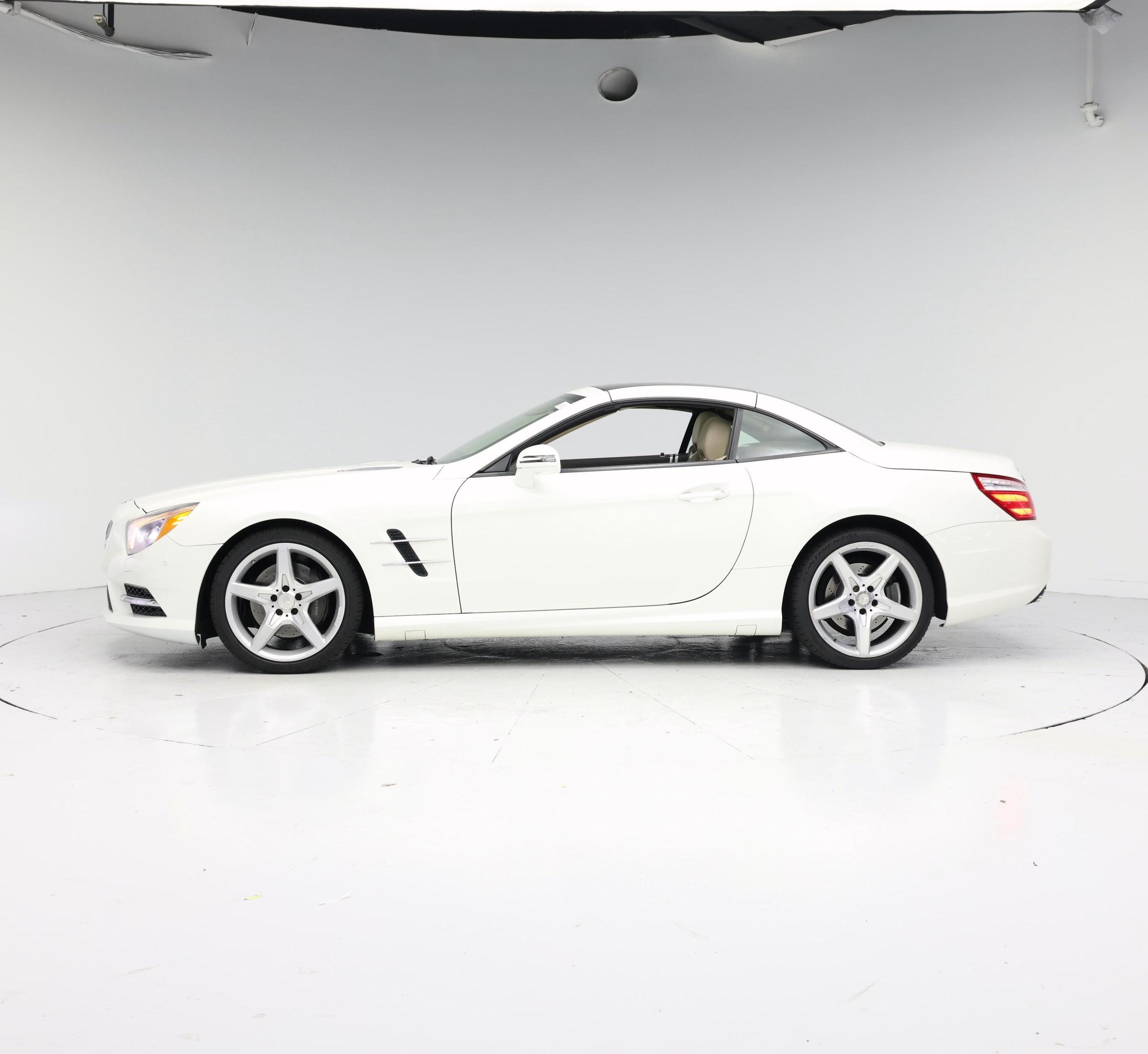 Thumbnail: 2016 Mercedes-Benz SL-Class - 3