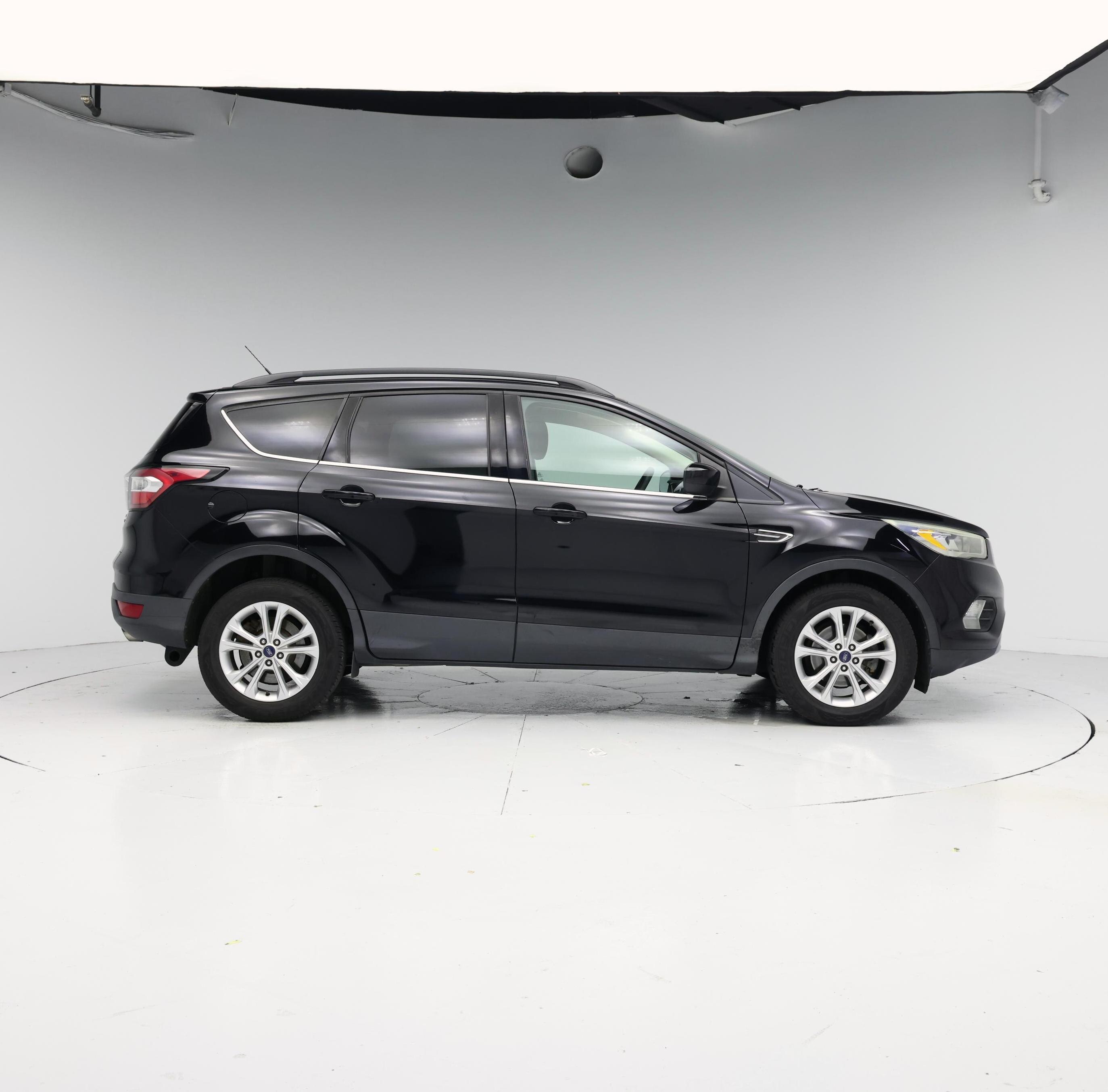 Thumbnail: 2017 Ford Escape - 7