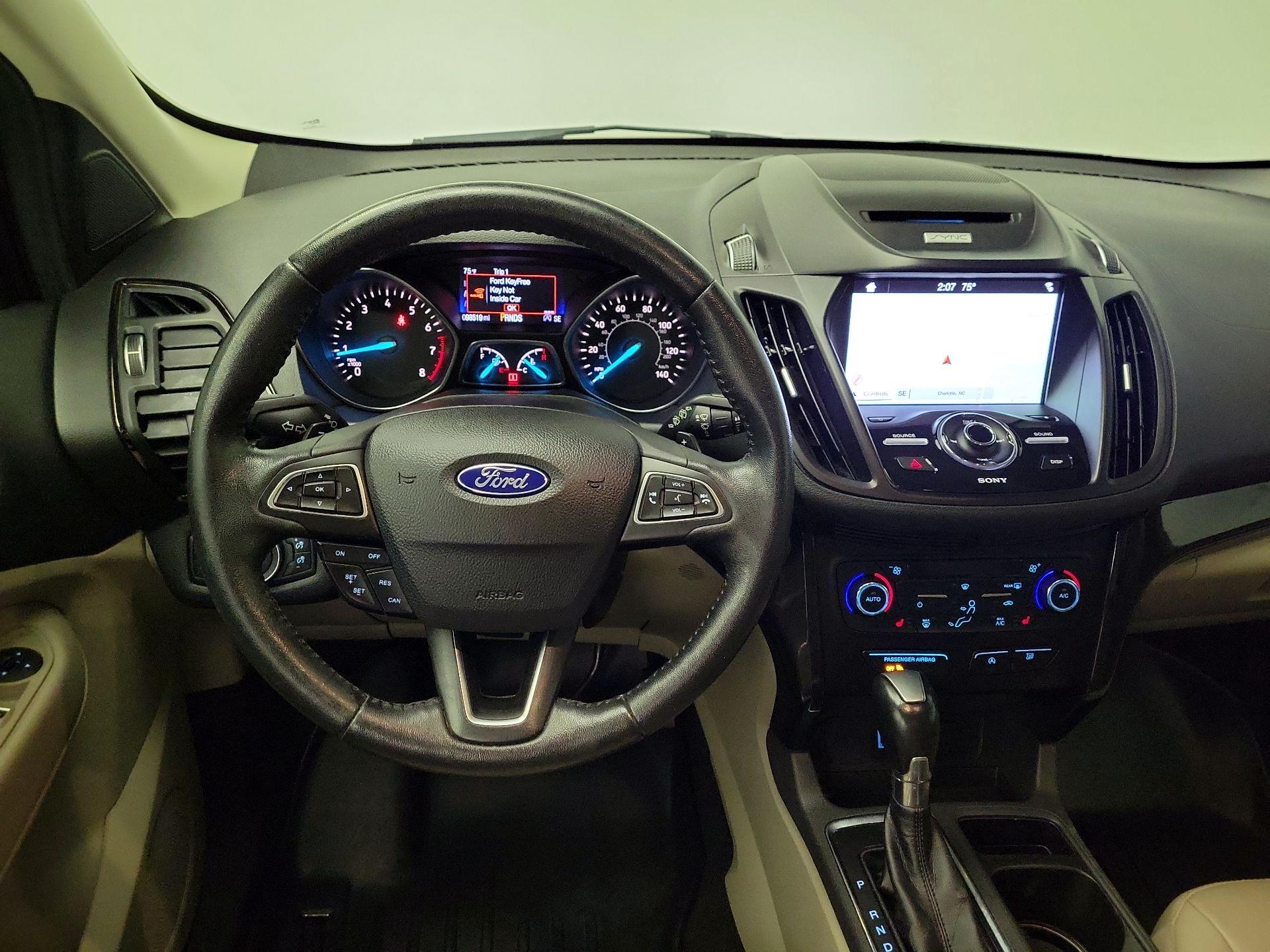 Thumbnail: 2017 Ford Escape - 10
