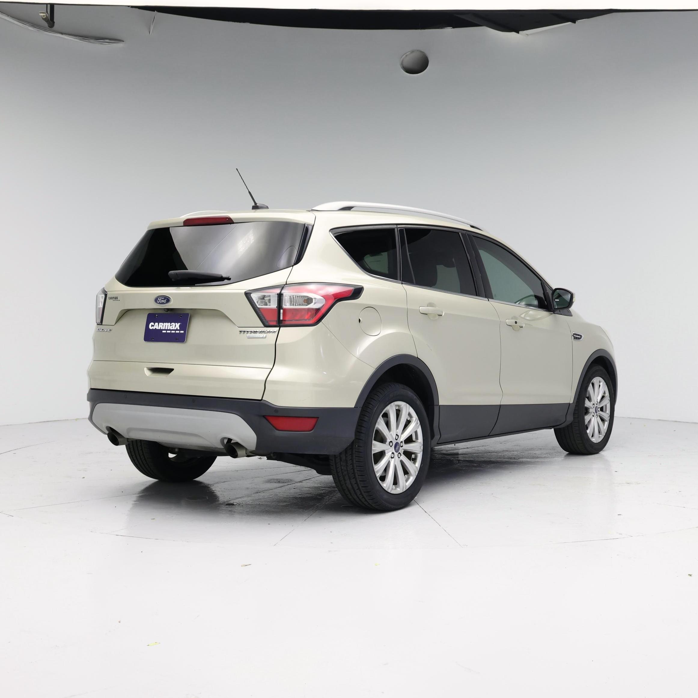 Thumbnail: 2017 Ford Escape - 8