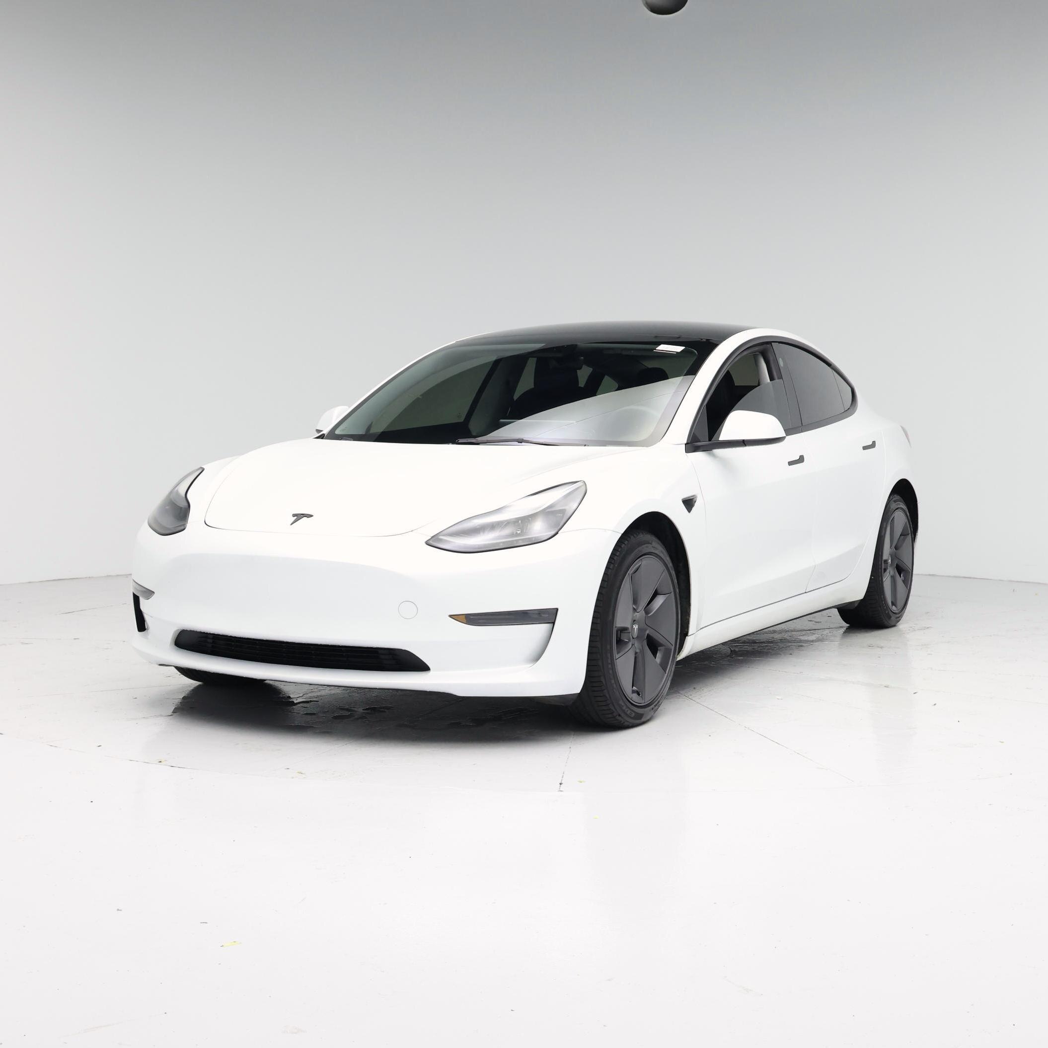 Thumbnail: 2023 Tesla Model 3 - 4