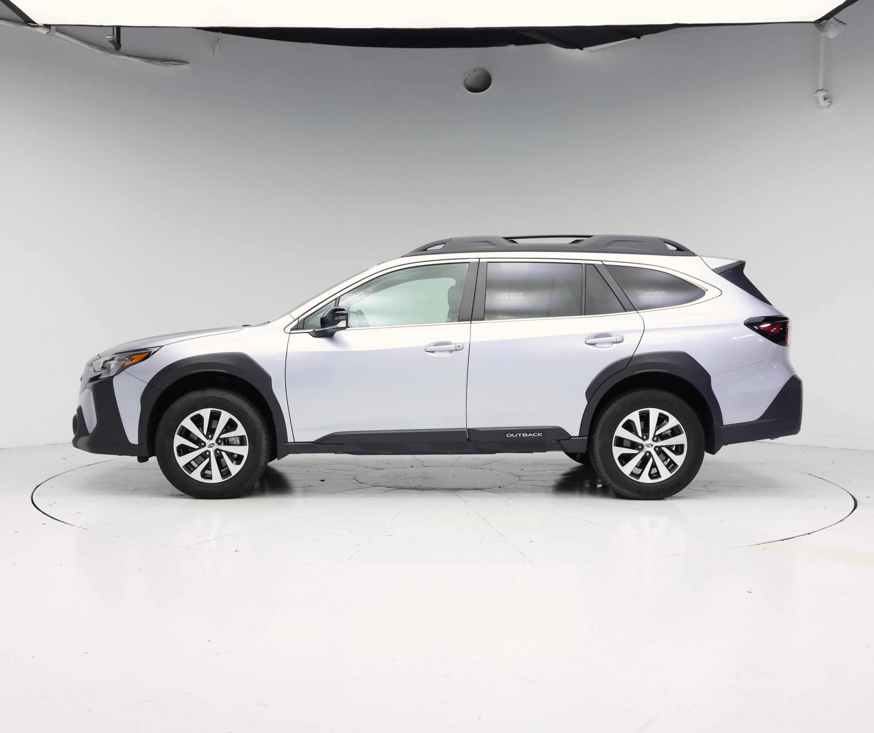 Thumbnail: 2025 Subaru Outback - 3