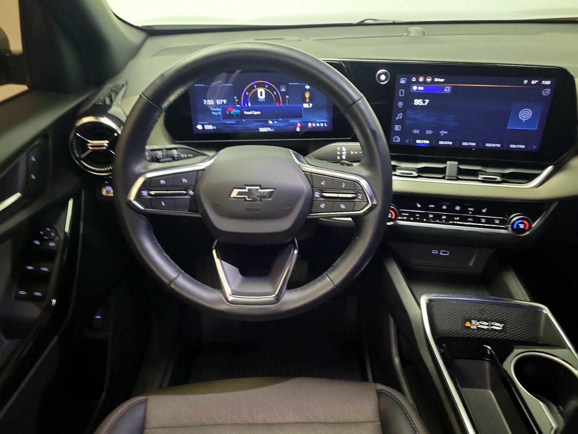 Thumbnail: 2025 Chevrolet Equinox - 10