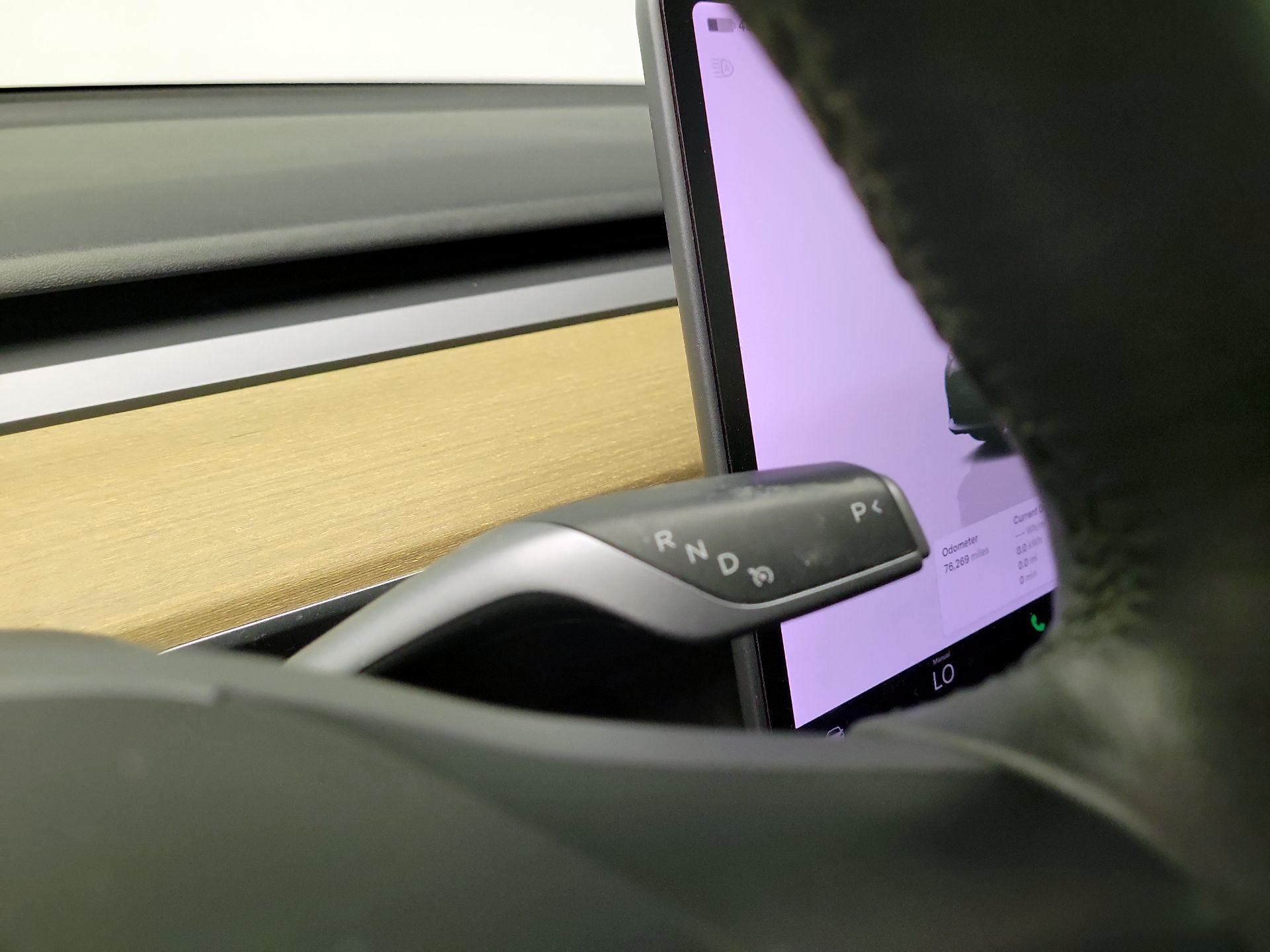 Thumbnail: 2022 Tesla Model 3 - 17