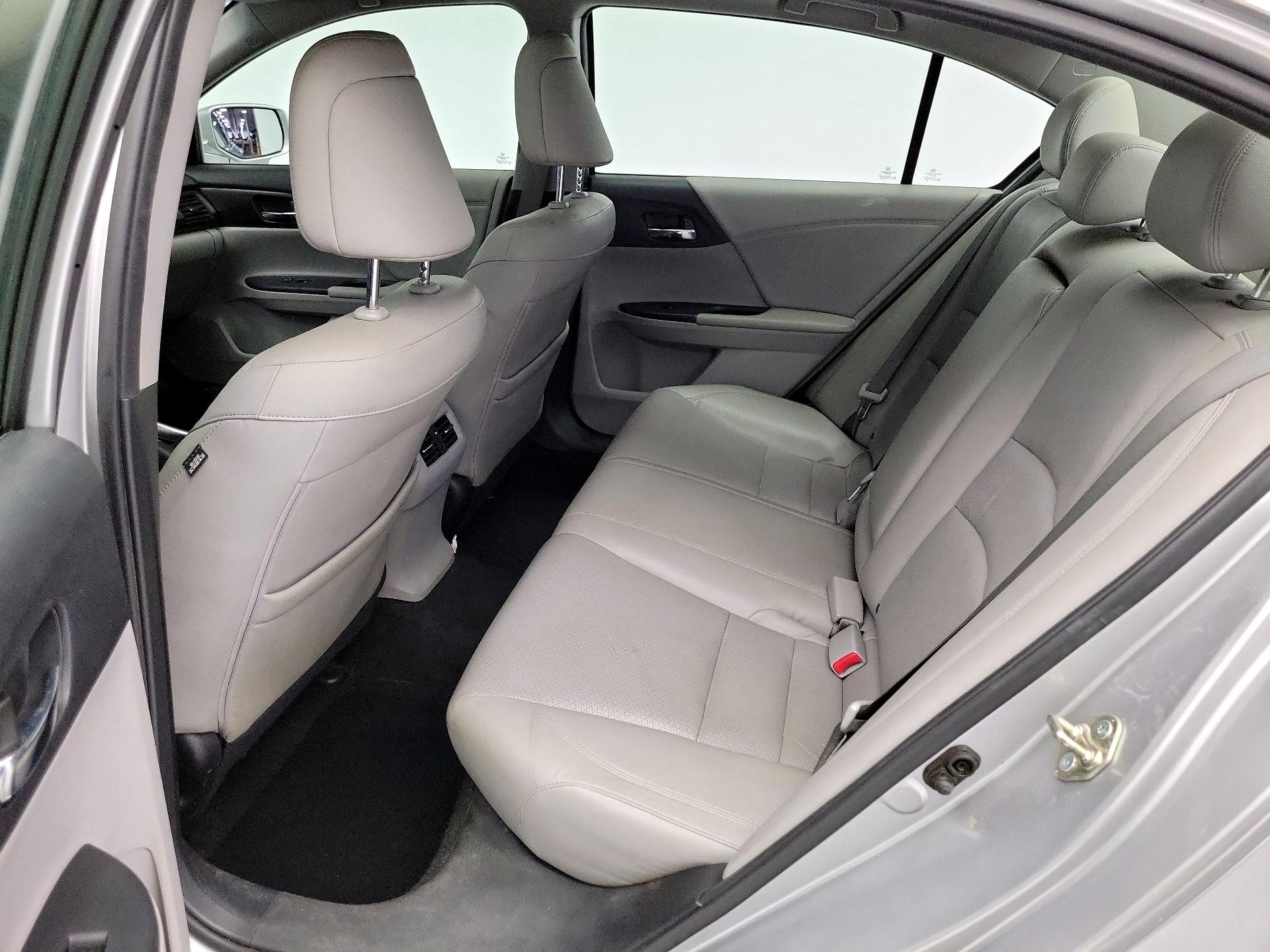 Thumbnail: 2015 Honda Accord - 19