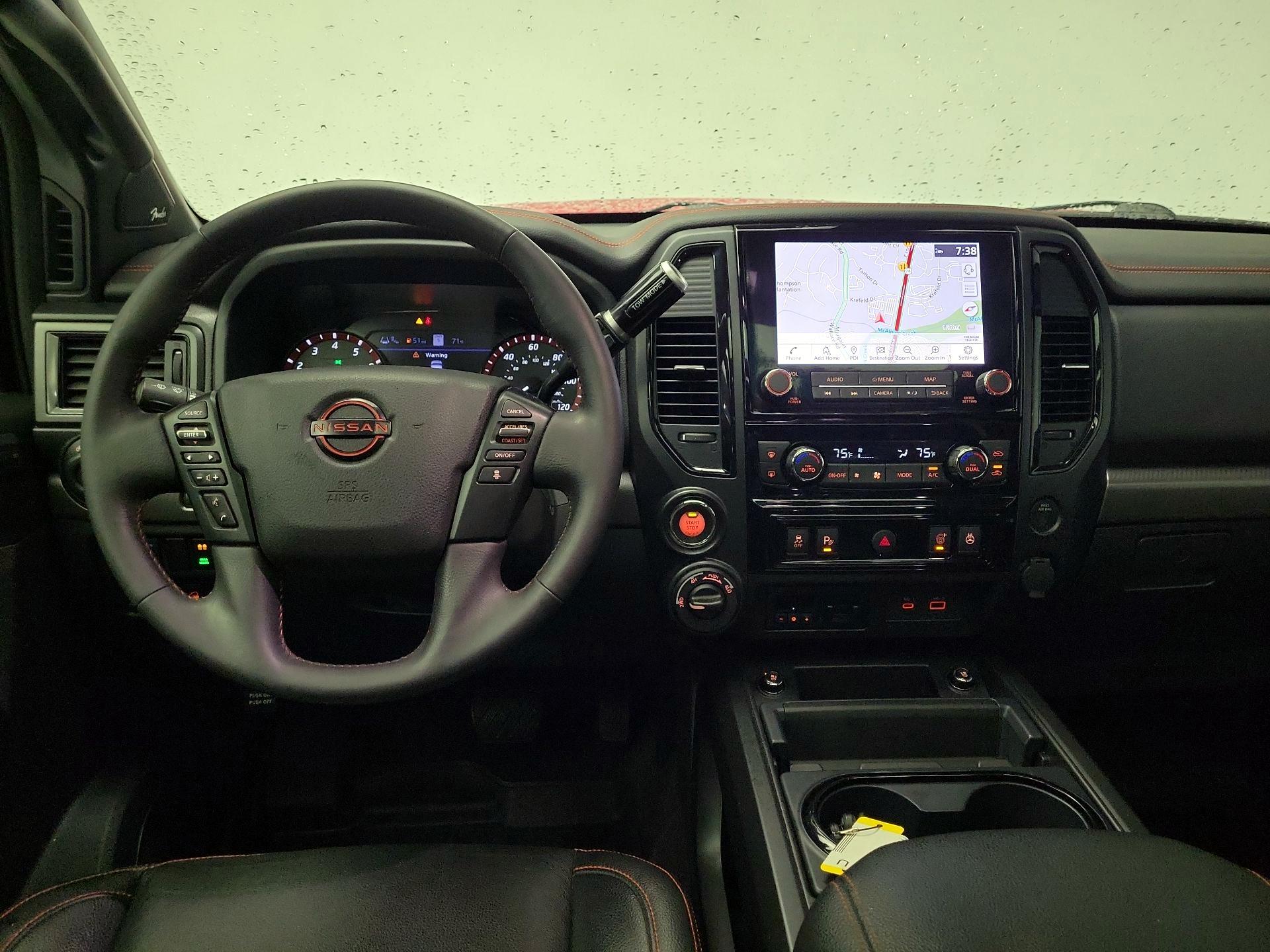 Thumbnail: 2023 Nissan Titan - 10