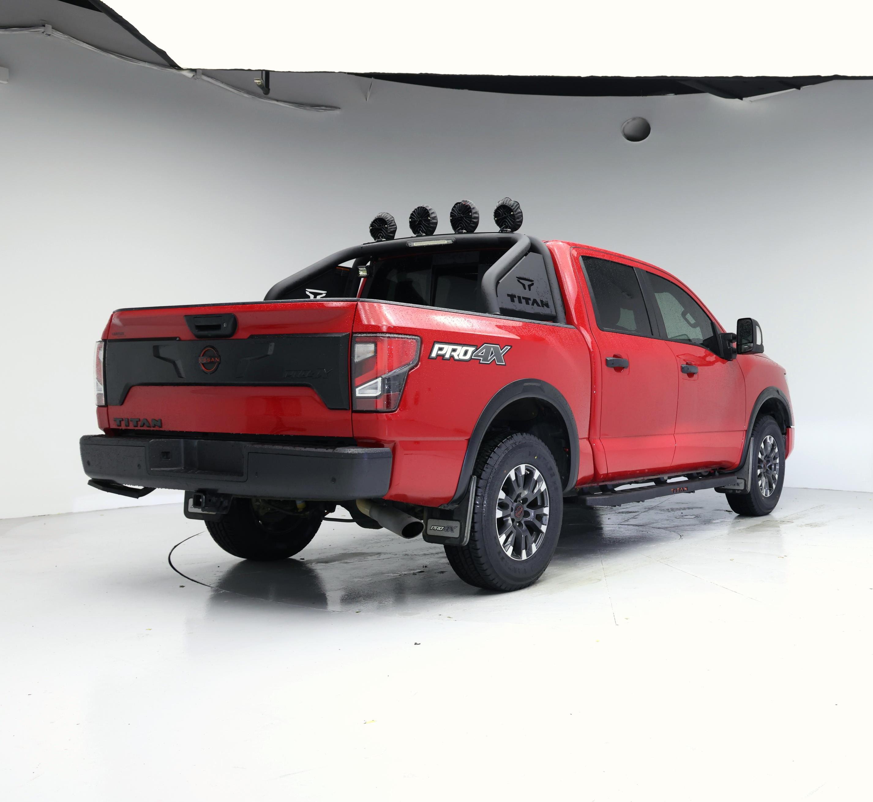 Thumbnail: 2023 Nissan Titan - 8