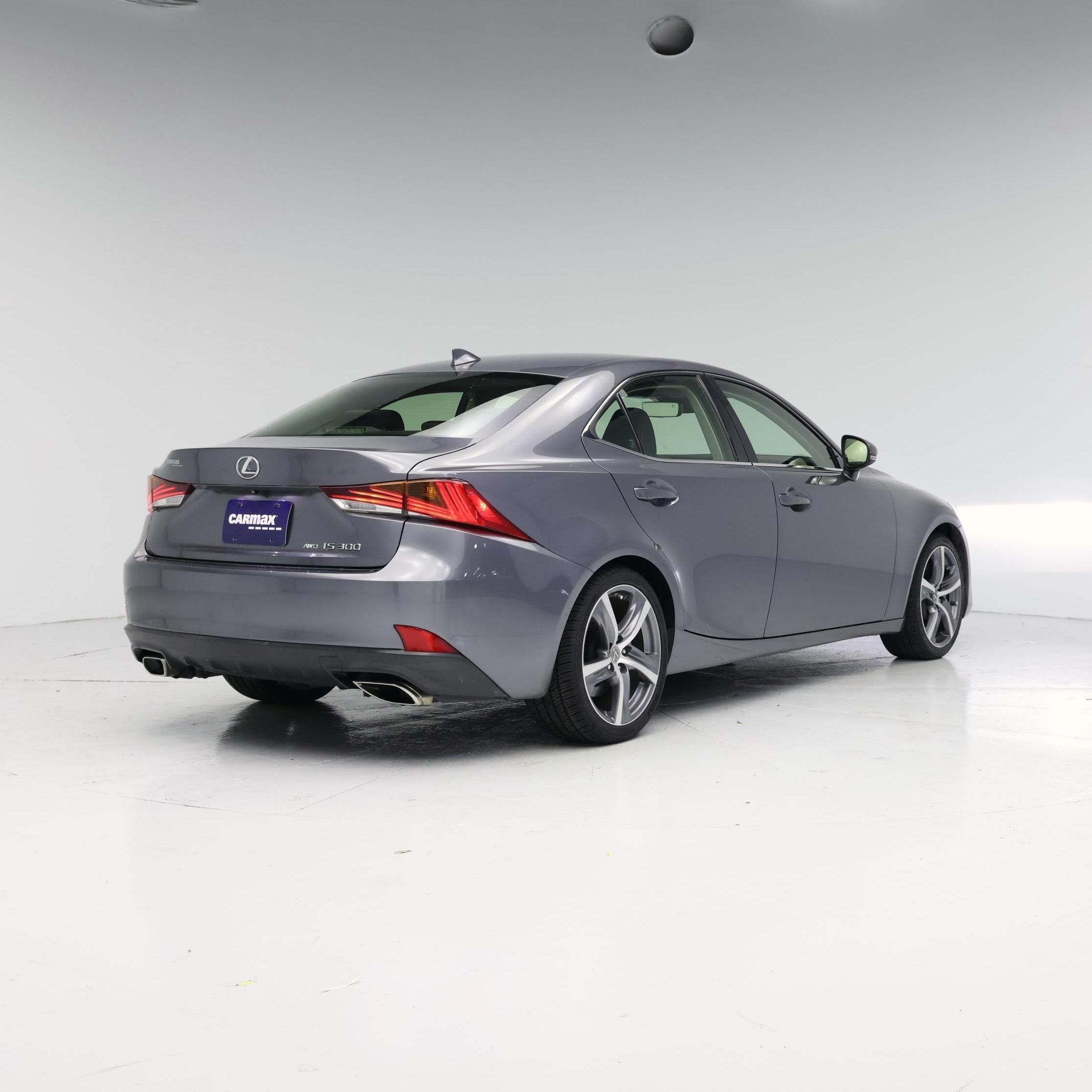 Thumbnail: 2017 Lexus IS - 8