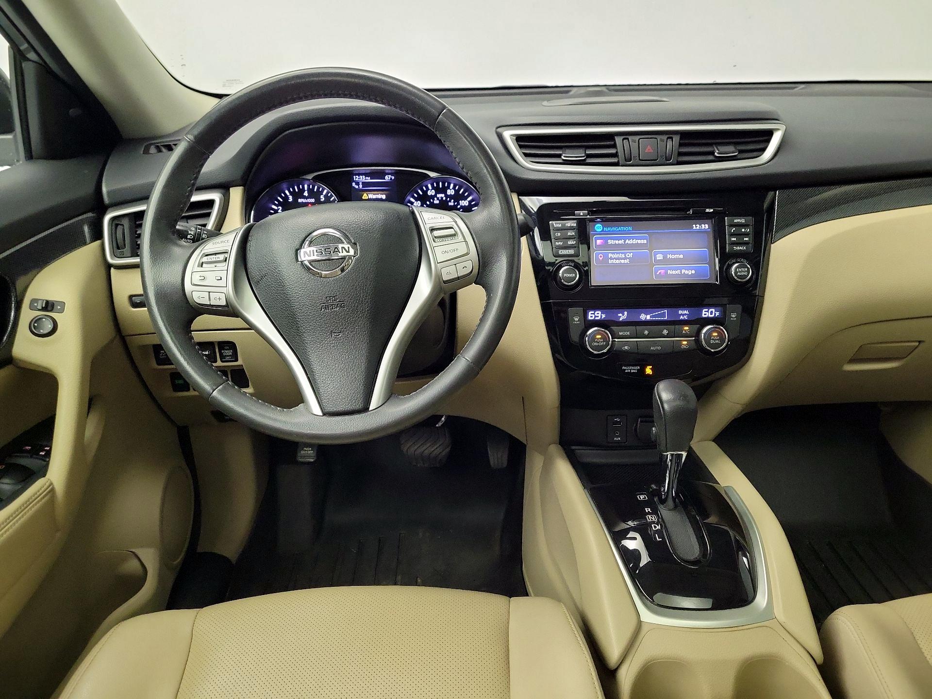 Thumbnail: 2016 Nissan Rogue - 10