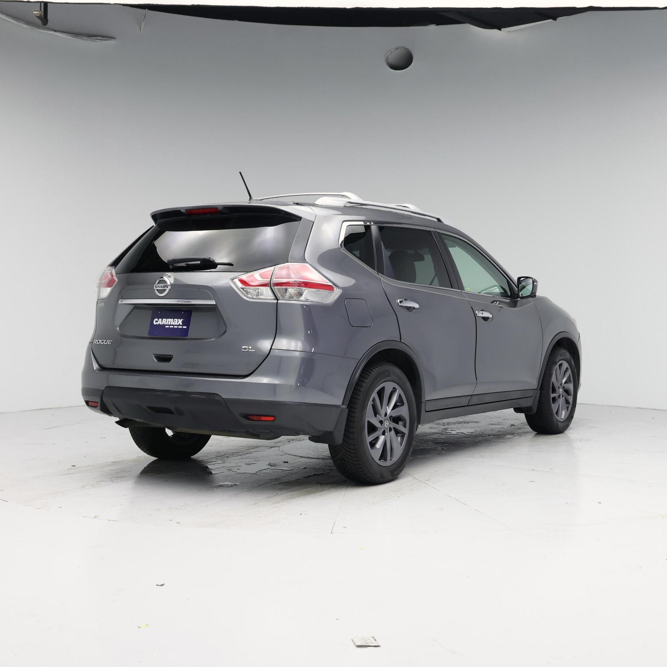Thumbnail: 2016 Nissan Rogue - 8