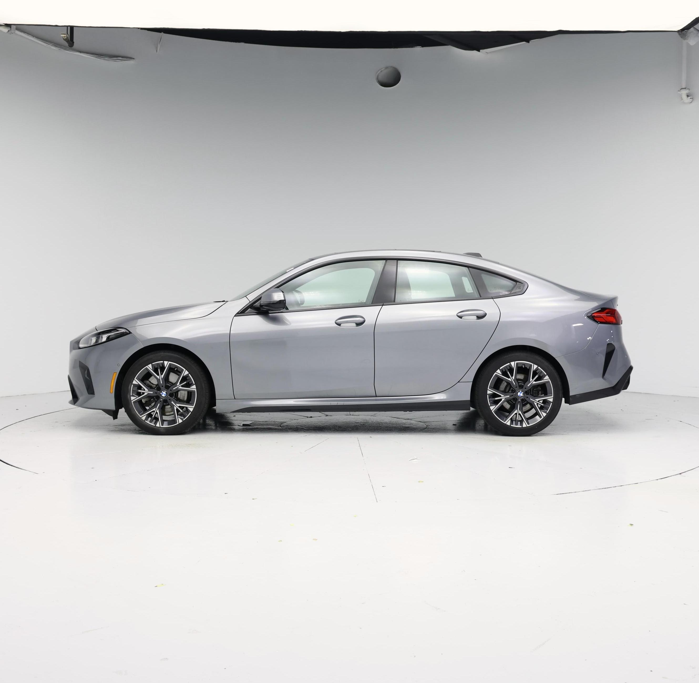 Thumbnail: 2025 BMW 2 Series - 3