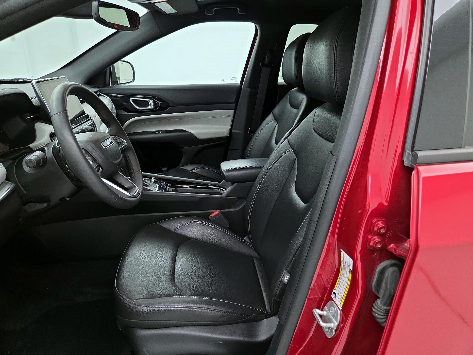 Thumbnail: 2025 Jeep Compass - 11