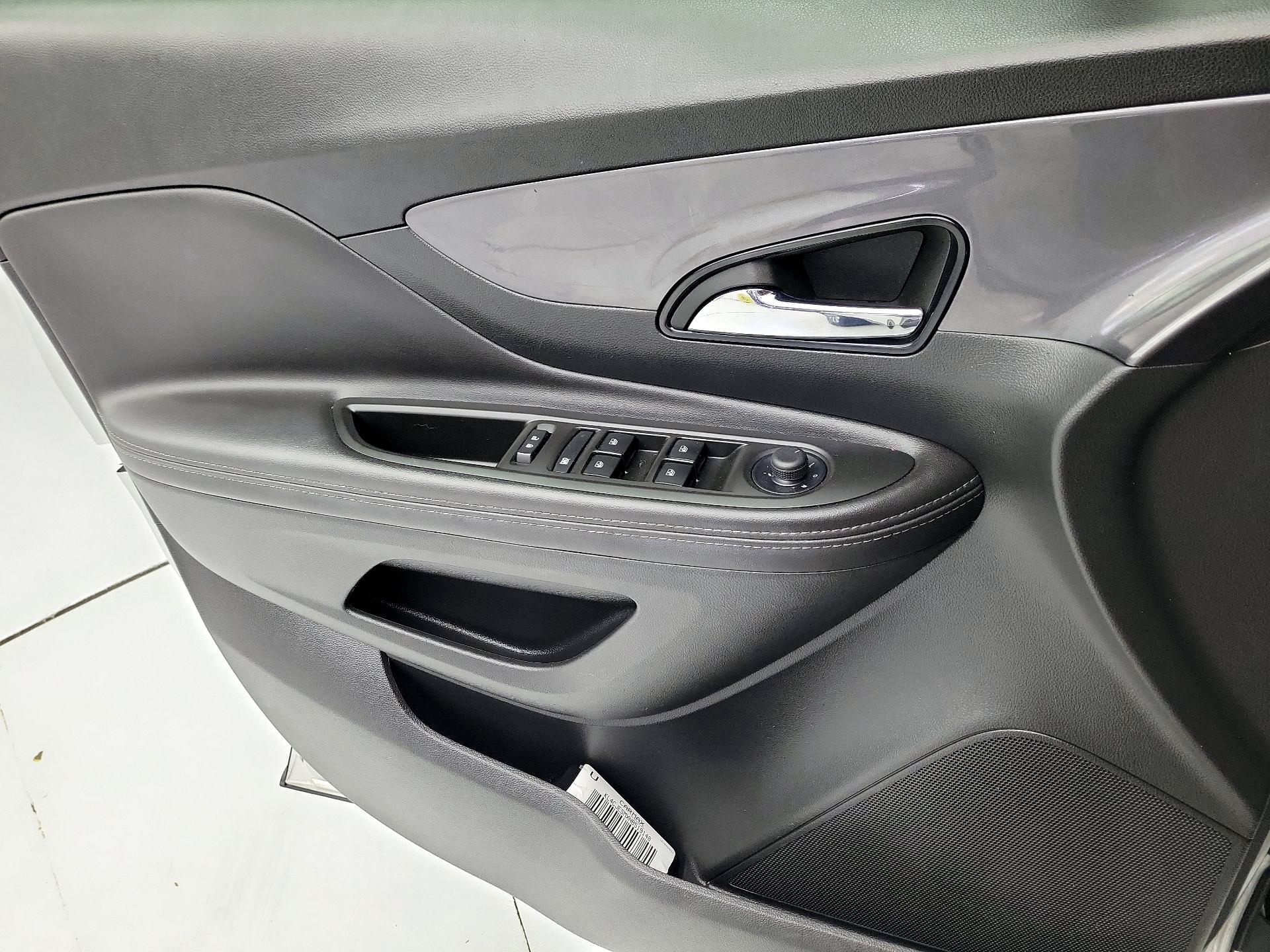 Thumbnail: 2022 Buick Encore - 12