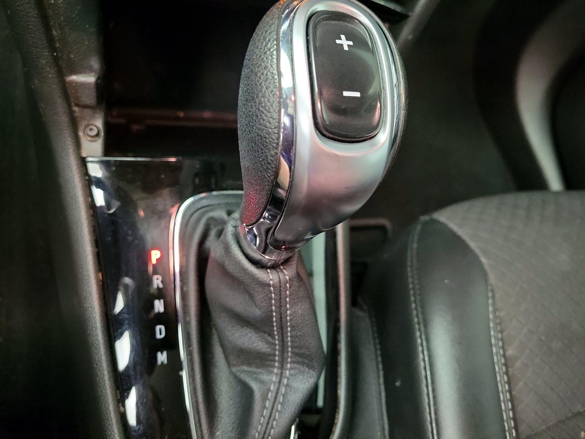Thumbnail: 2022 Buick Encore - 17