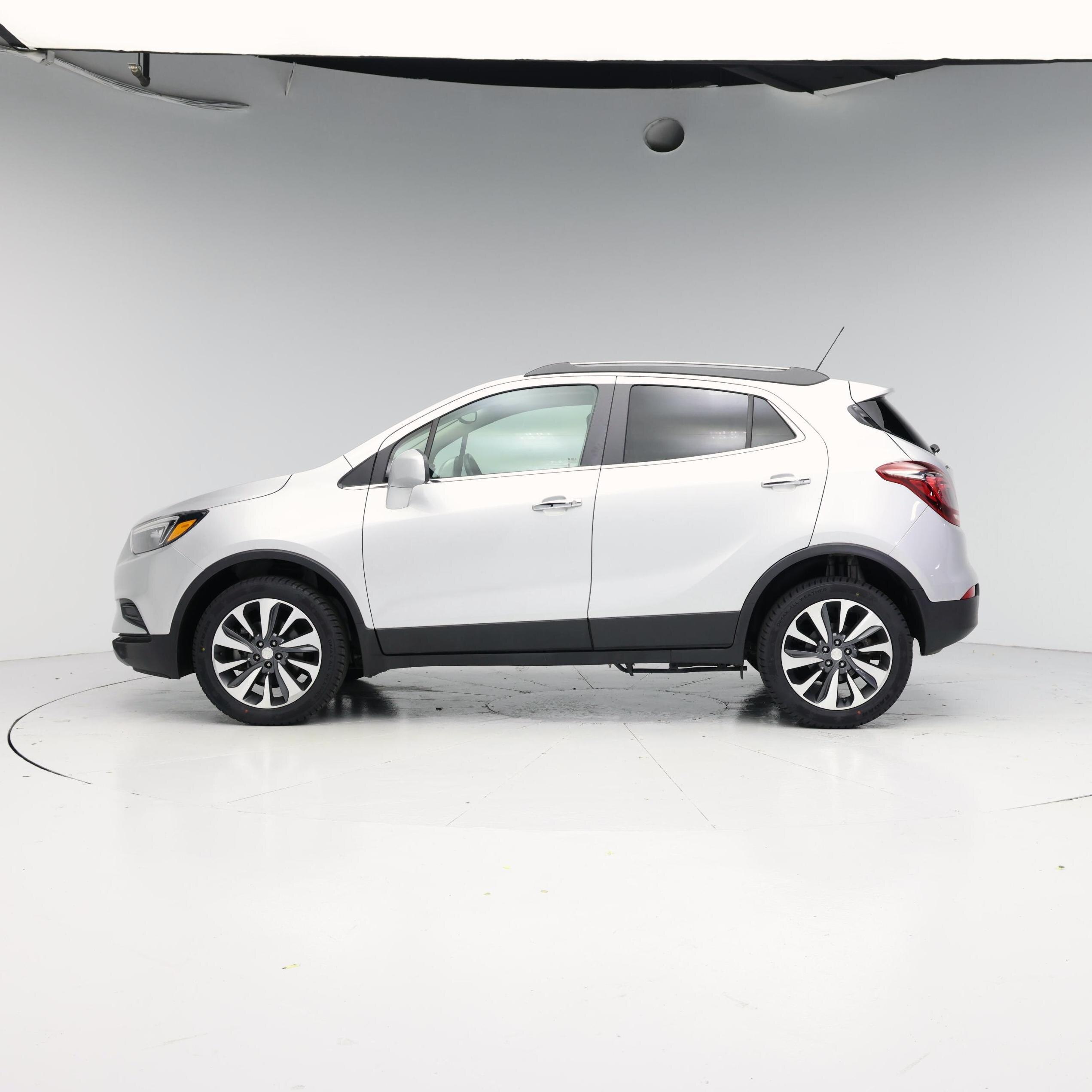 Thumbnail: 2022 Buick Encore - 3