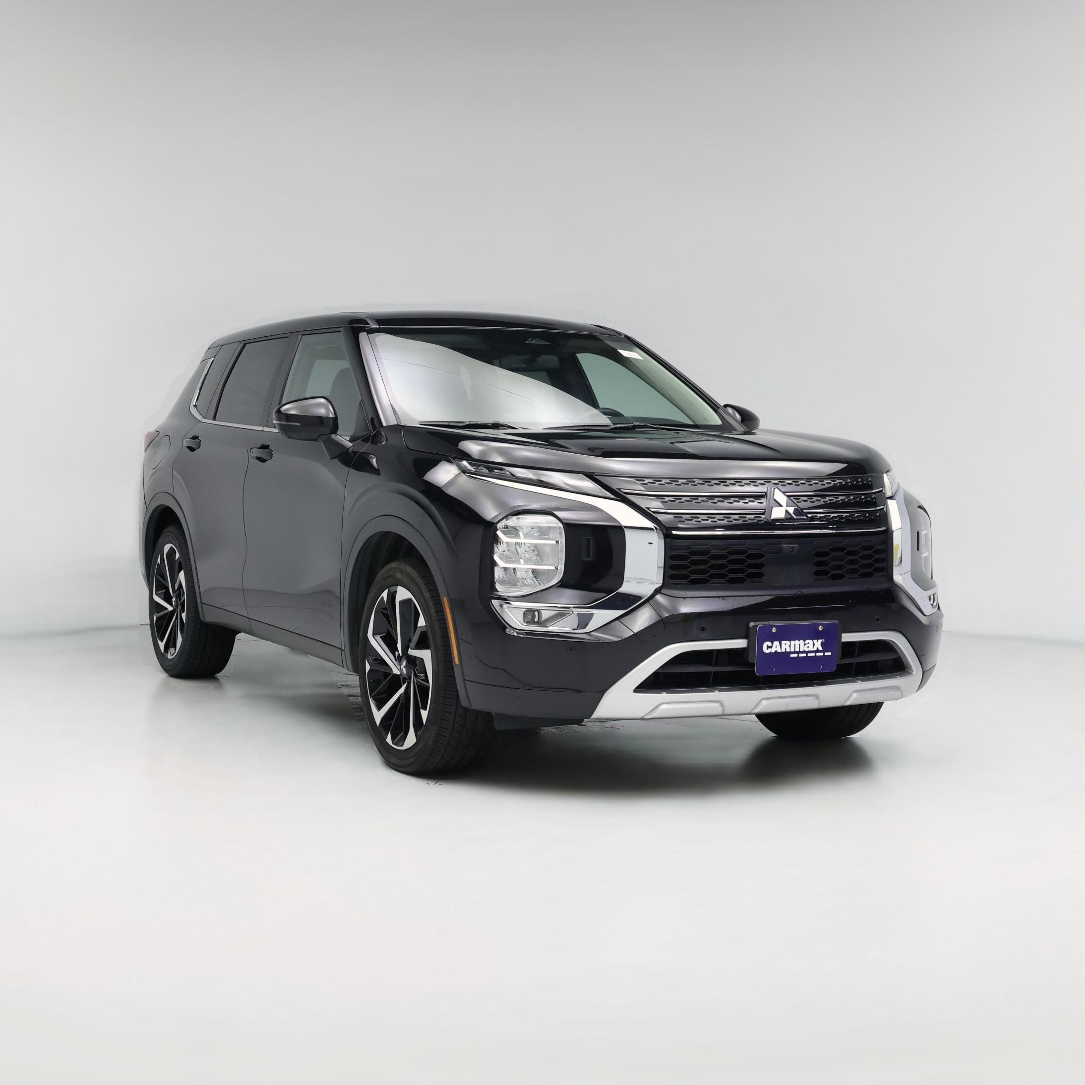 Thumbnail: 2024 Mitsubishi Outlander - 1