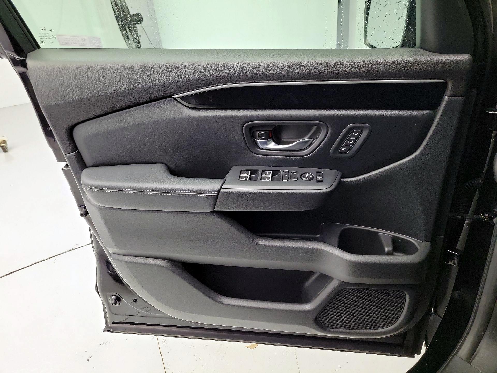Thumbnail: 2023 Honda Pilot - 12