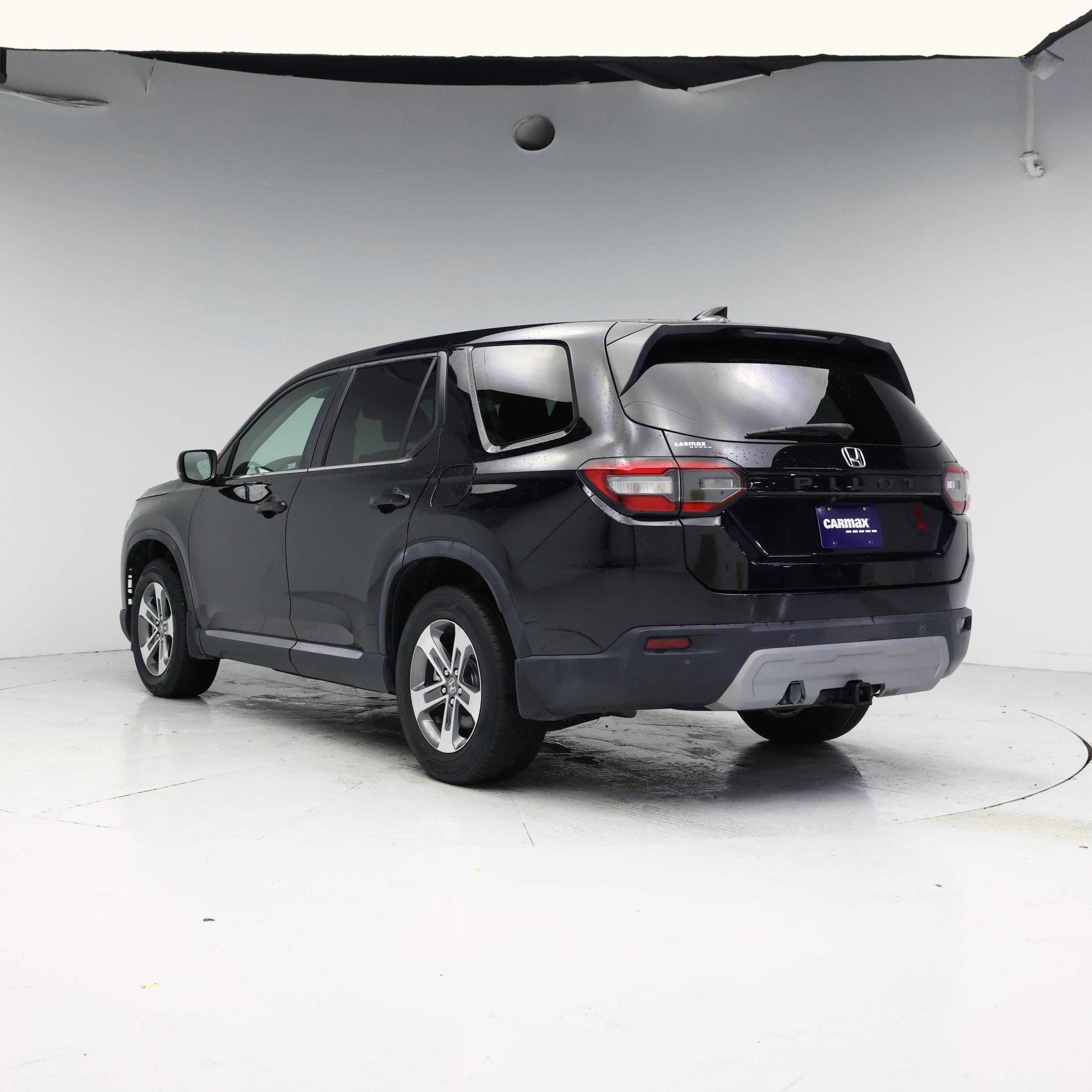 Thumbnail: 2023 Honda Pilot - 2