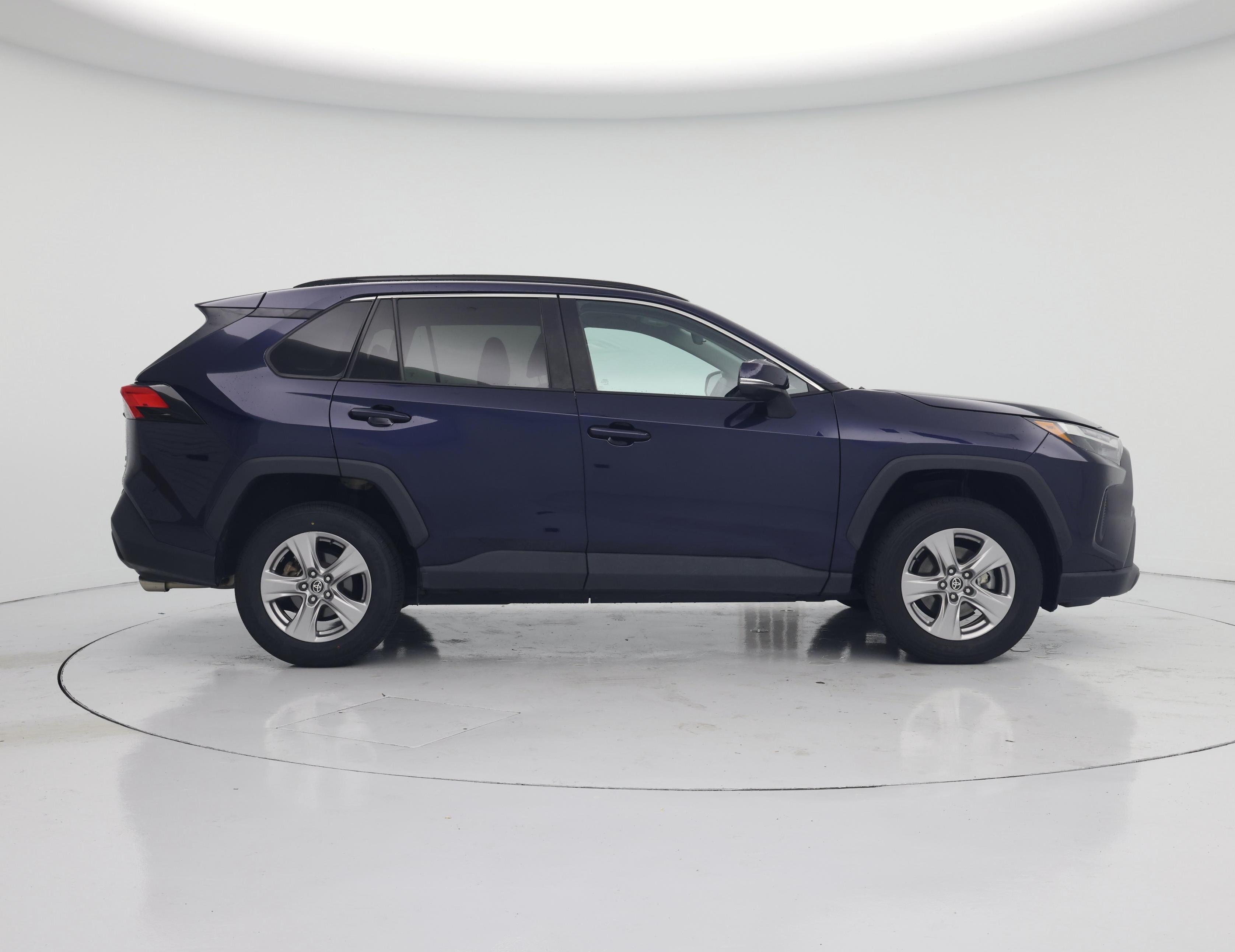 Thumbnail: 2022 Toyota RAV4 - 7