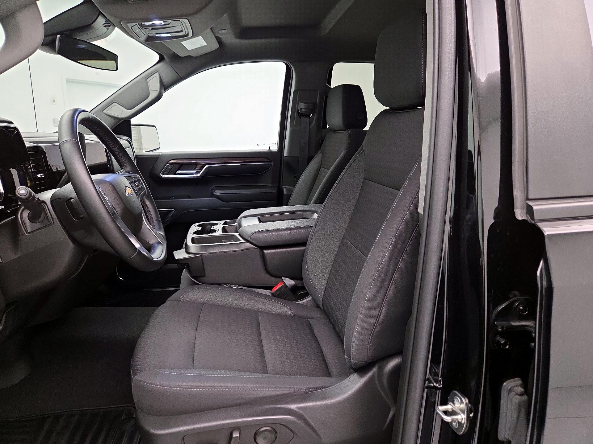 Thumbnail: 2023 Chevrolet Silverado 1500 - 11