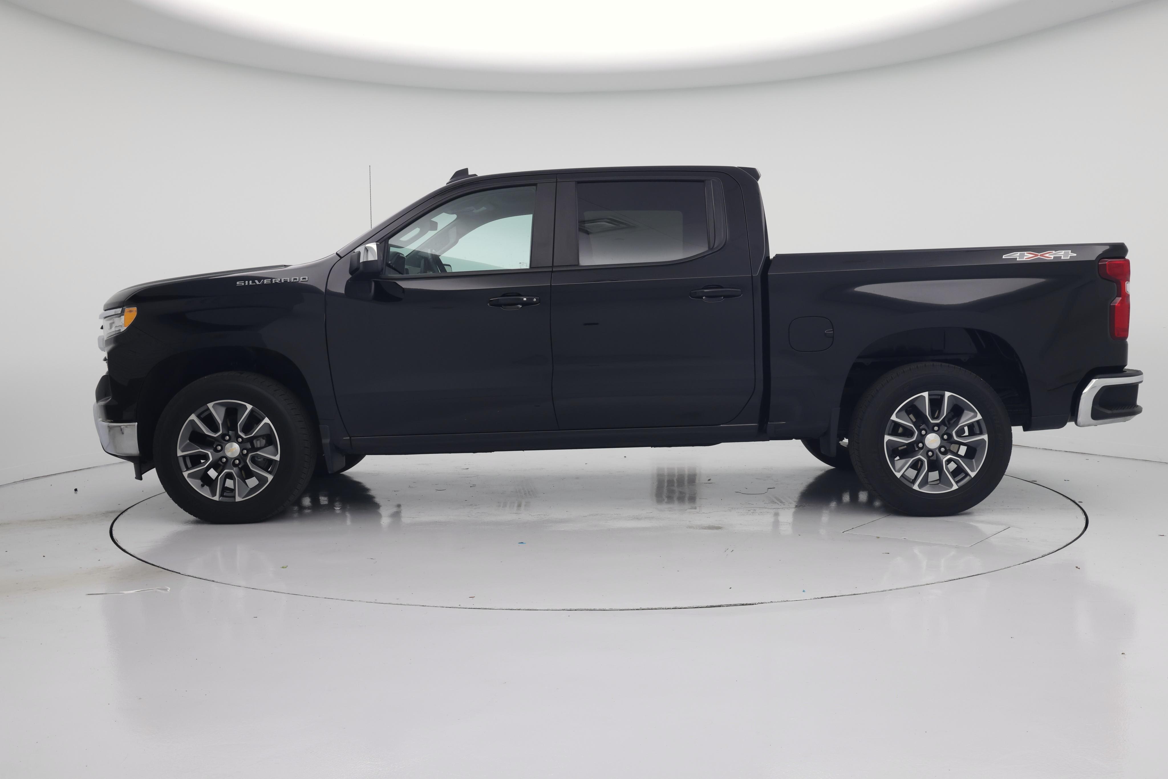 Thumbnail: 2023 Chevrolet Silverado 1500 - 3