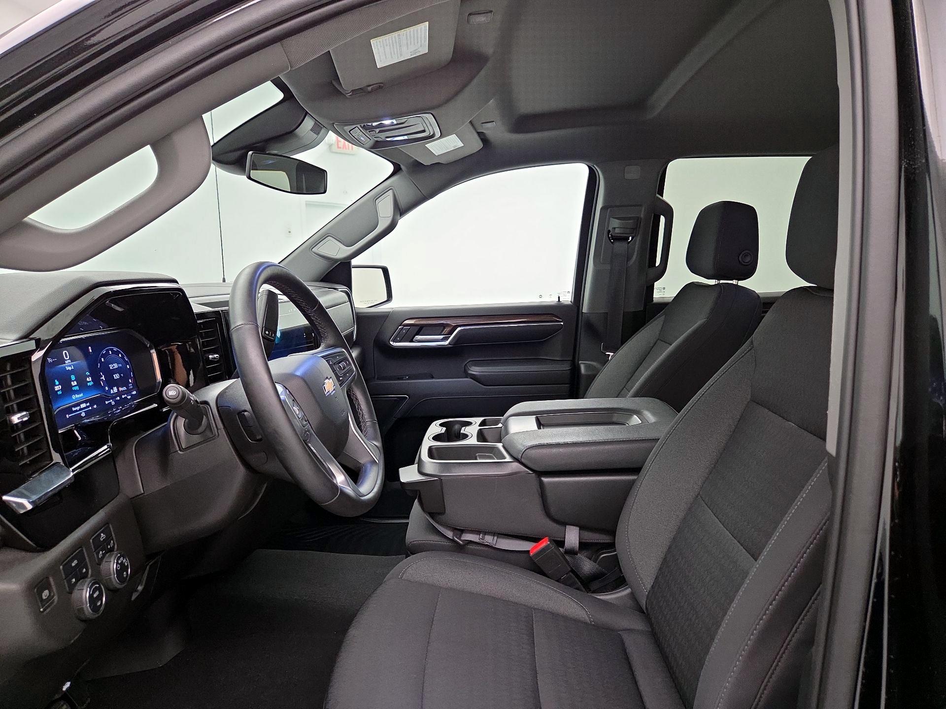 Thumbnail: 2023 Chevrolet Silverado 1500 - 11