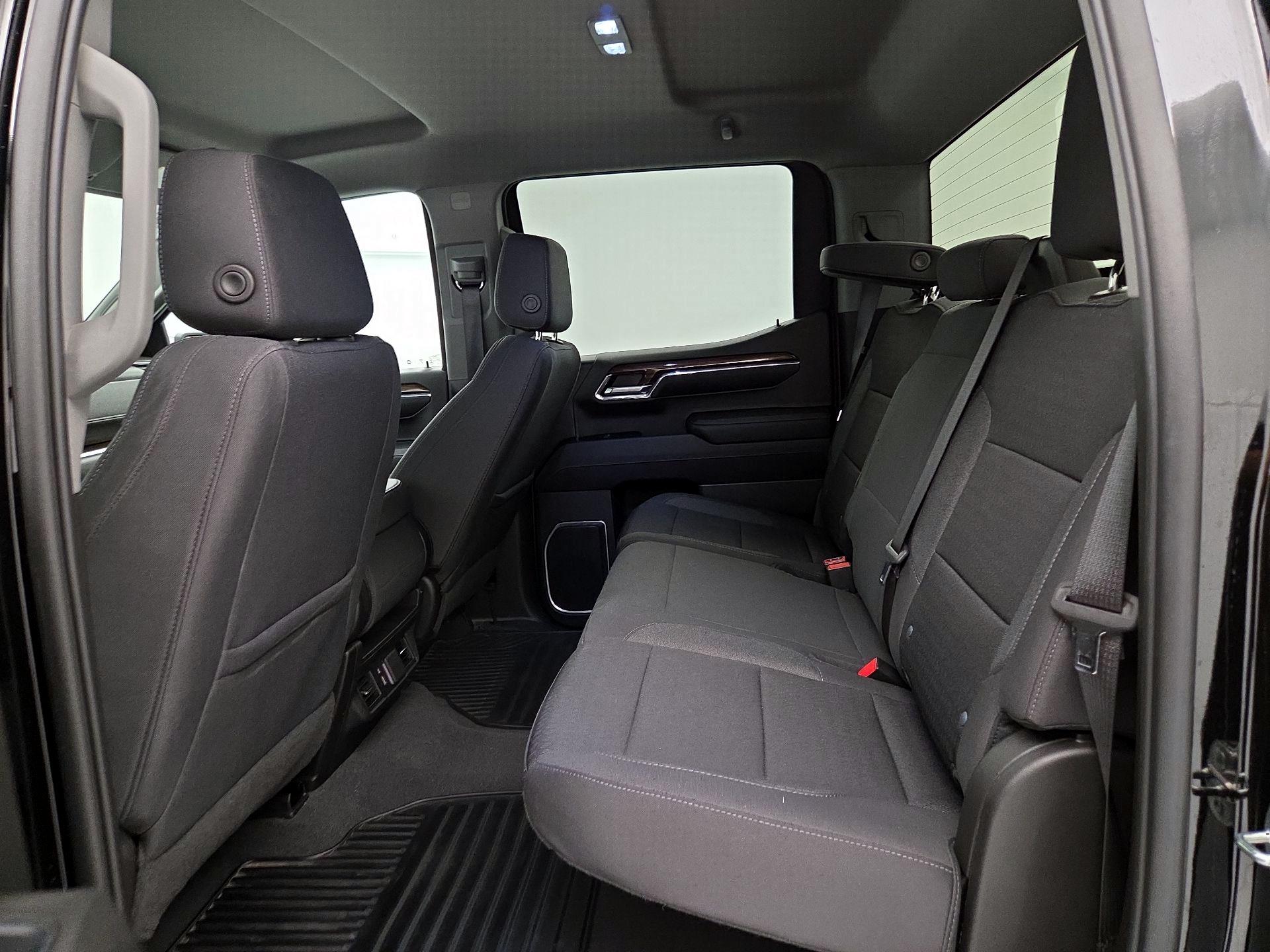 Thumbnail: 2023 Chevrolet Silverado 1500 - 19