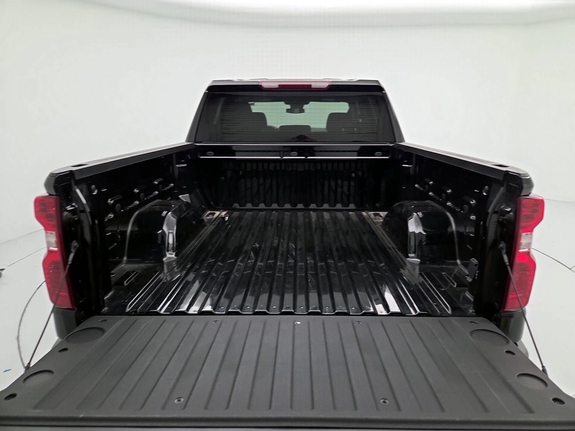 Thumbnail: 2023 Chevrolet Silverado 1500 - 20