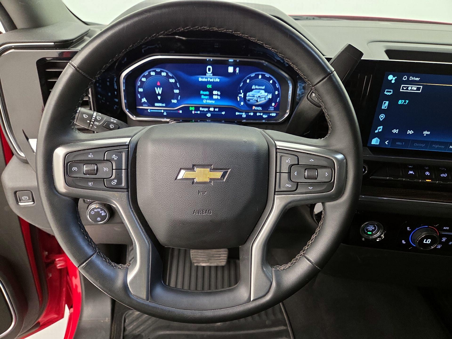 Thumbnail: 2023 Chevrolet Silverado 1500 - 10